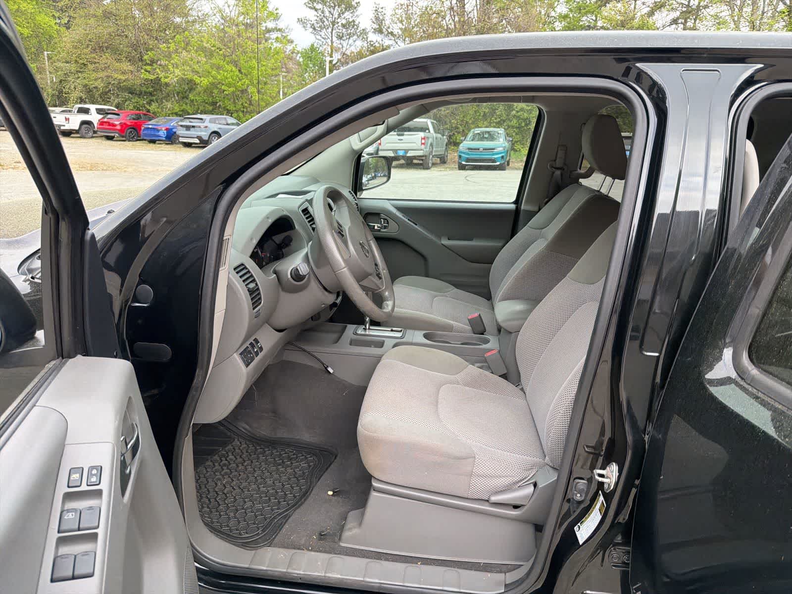 Thumbnail: 2019 Nissan Frontier - 16