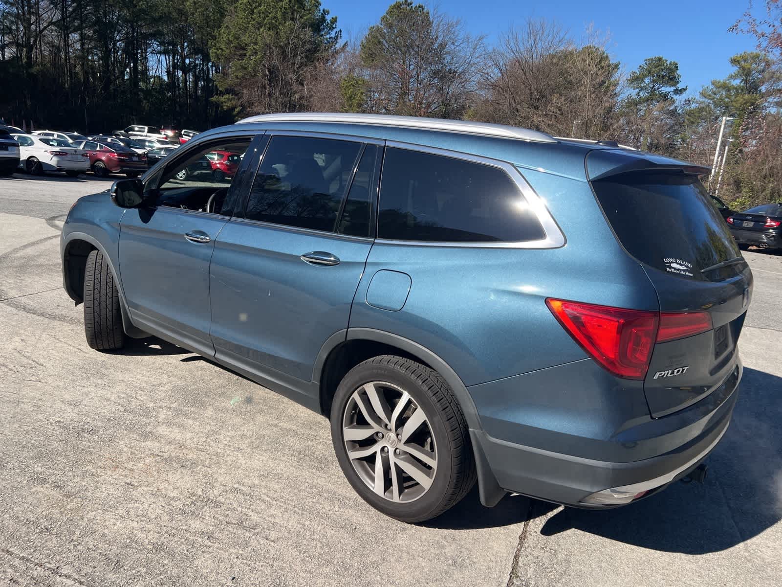 Thumbnail: 2017 Honda Pilot - 7