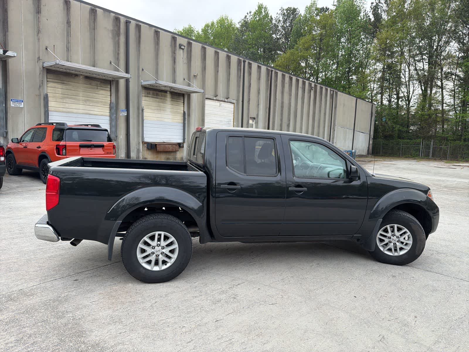 Thumbnail: 2019 Nissan Frontier - 11