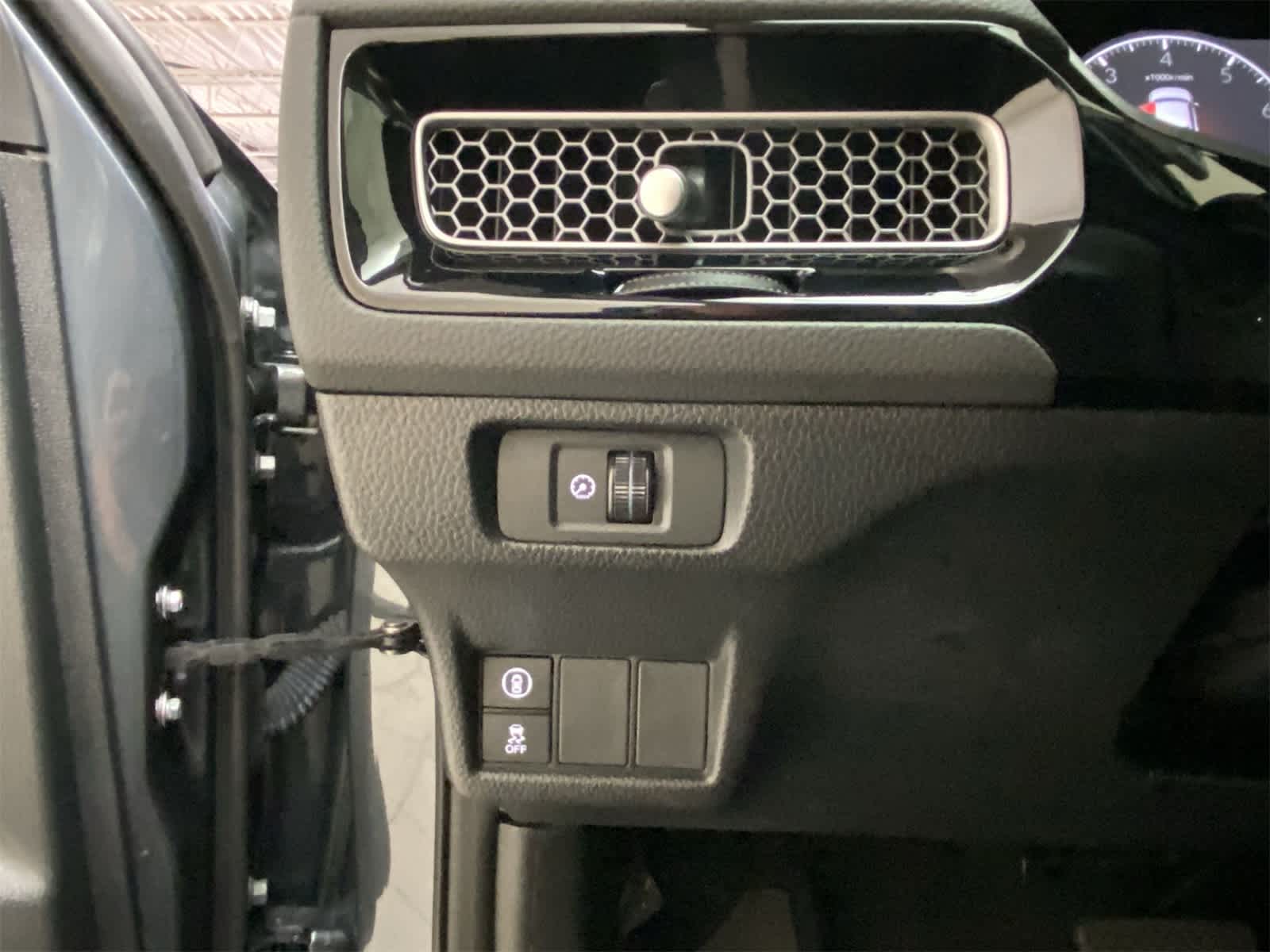 Thumbnail: 2024 Honda Civic - 32