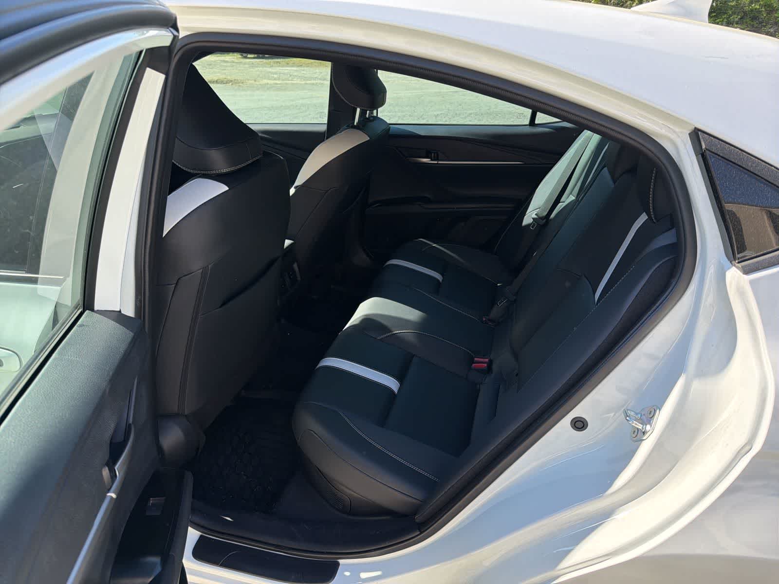 Thumbnail: 2025 Toyota Camry - 15