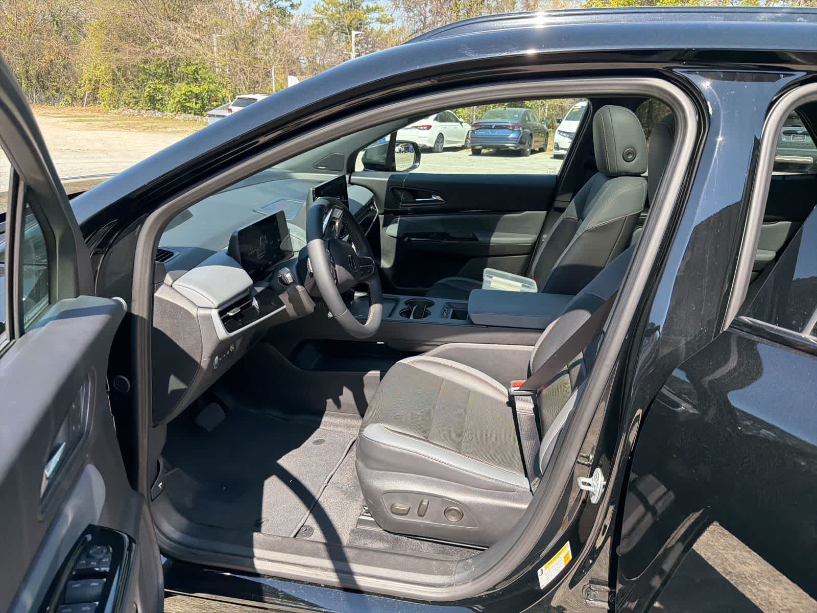 Thumbnail: 2024 Honda Prologue - 16