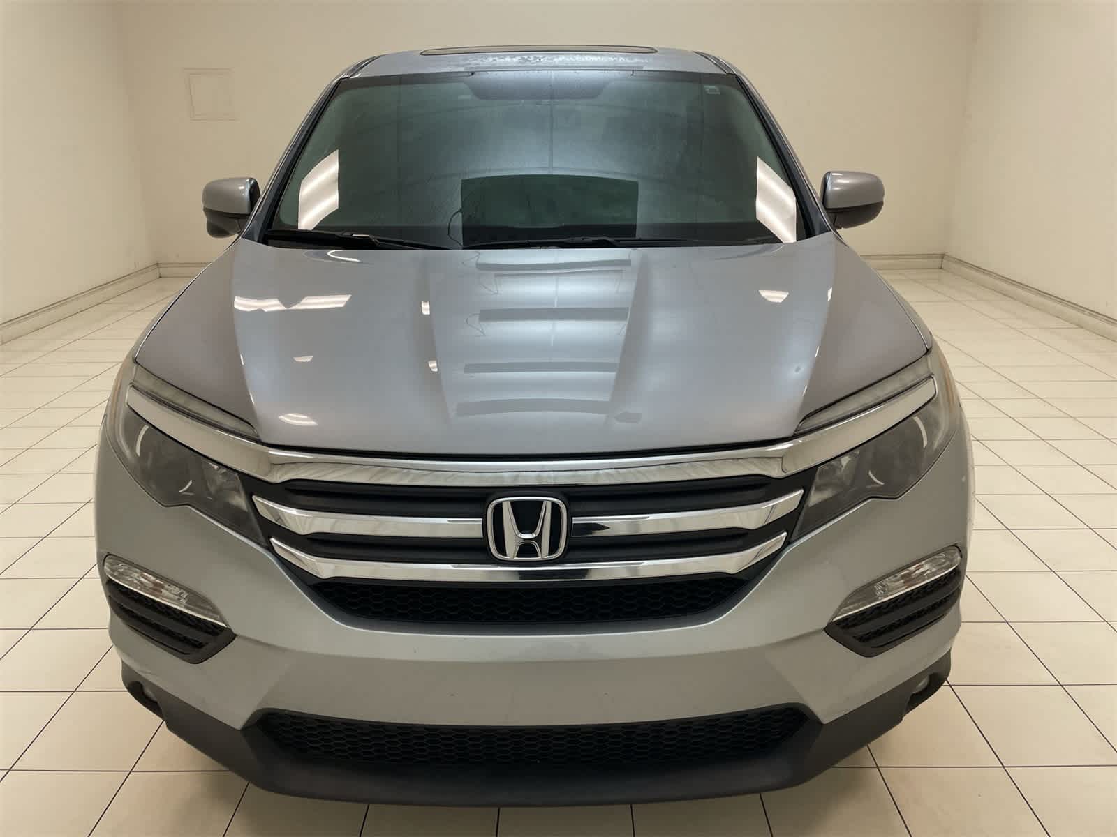 Thumbnail: 2018 Honda Pilot - 24