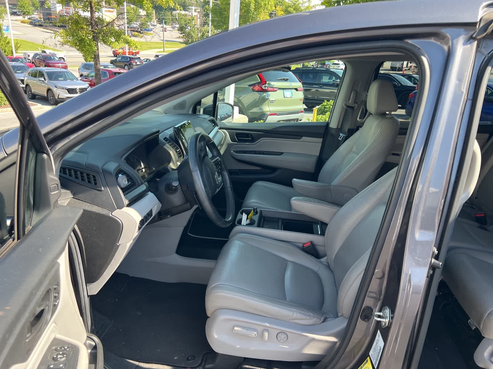 Thumbnail: 2019 Honda Odyssey - 15