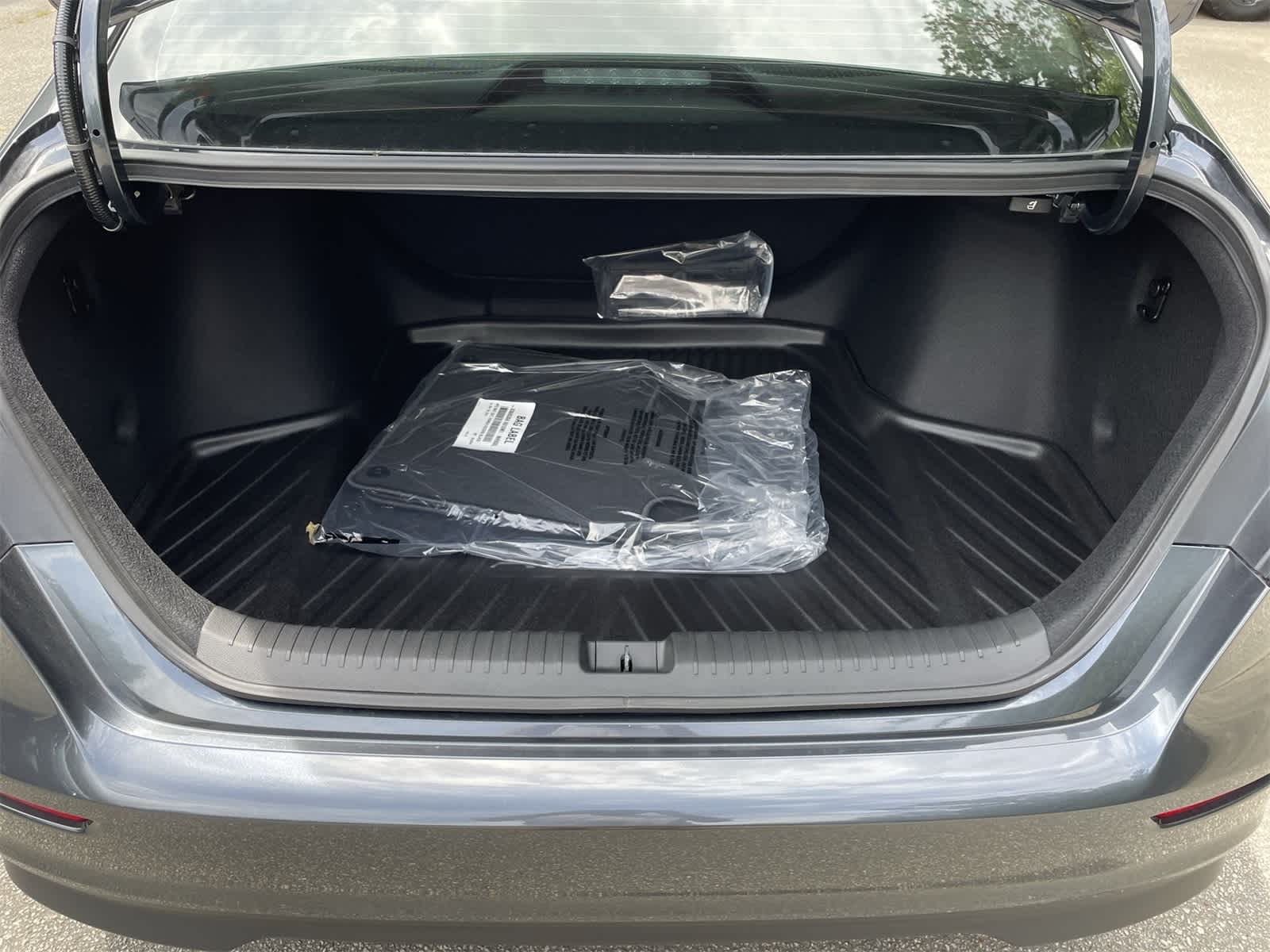 2025 Honda Accord LX 9