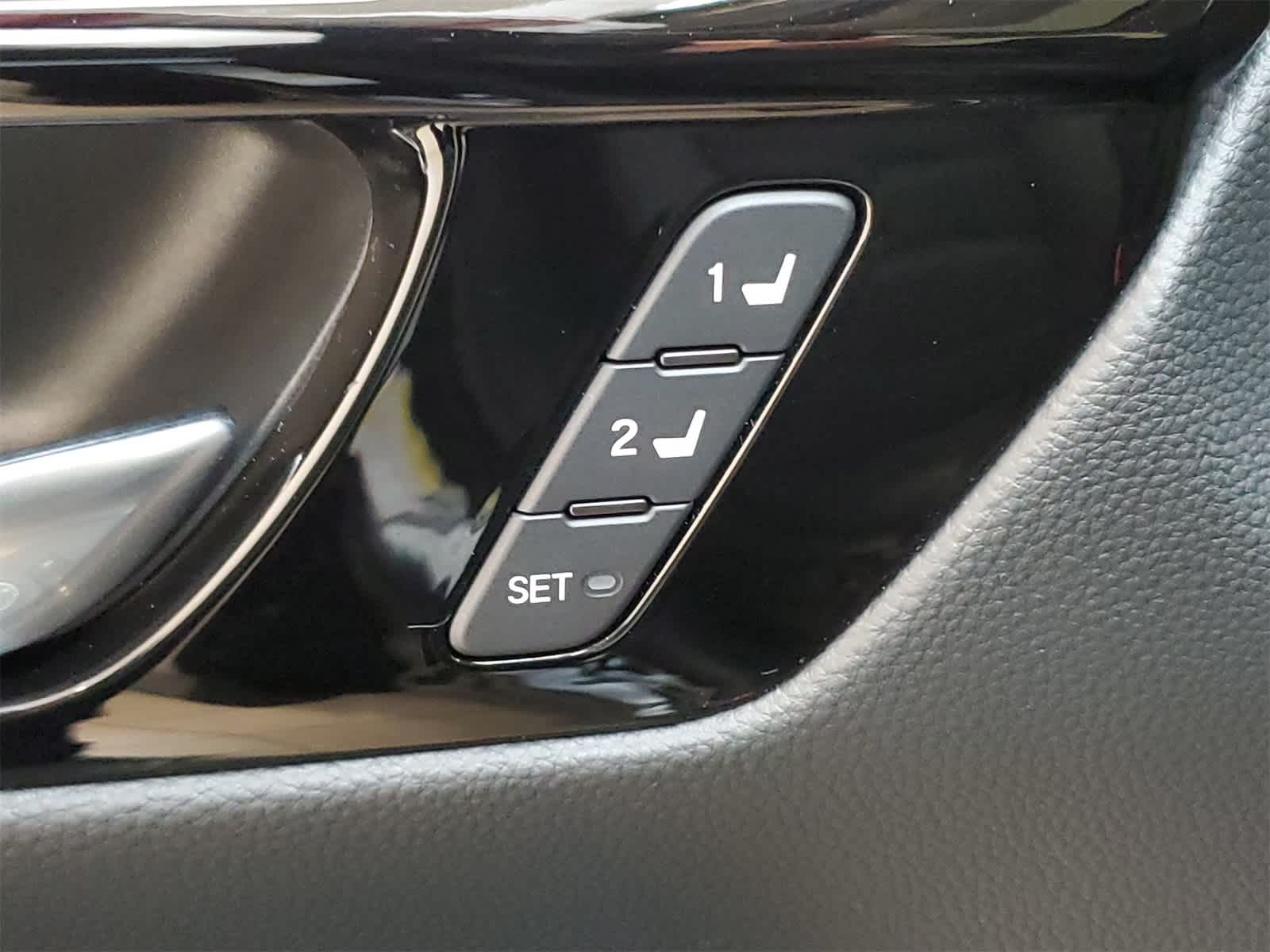 Thumbnail: 2023 Honda CR-V - 18