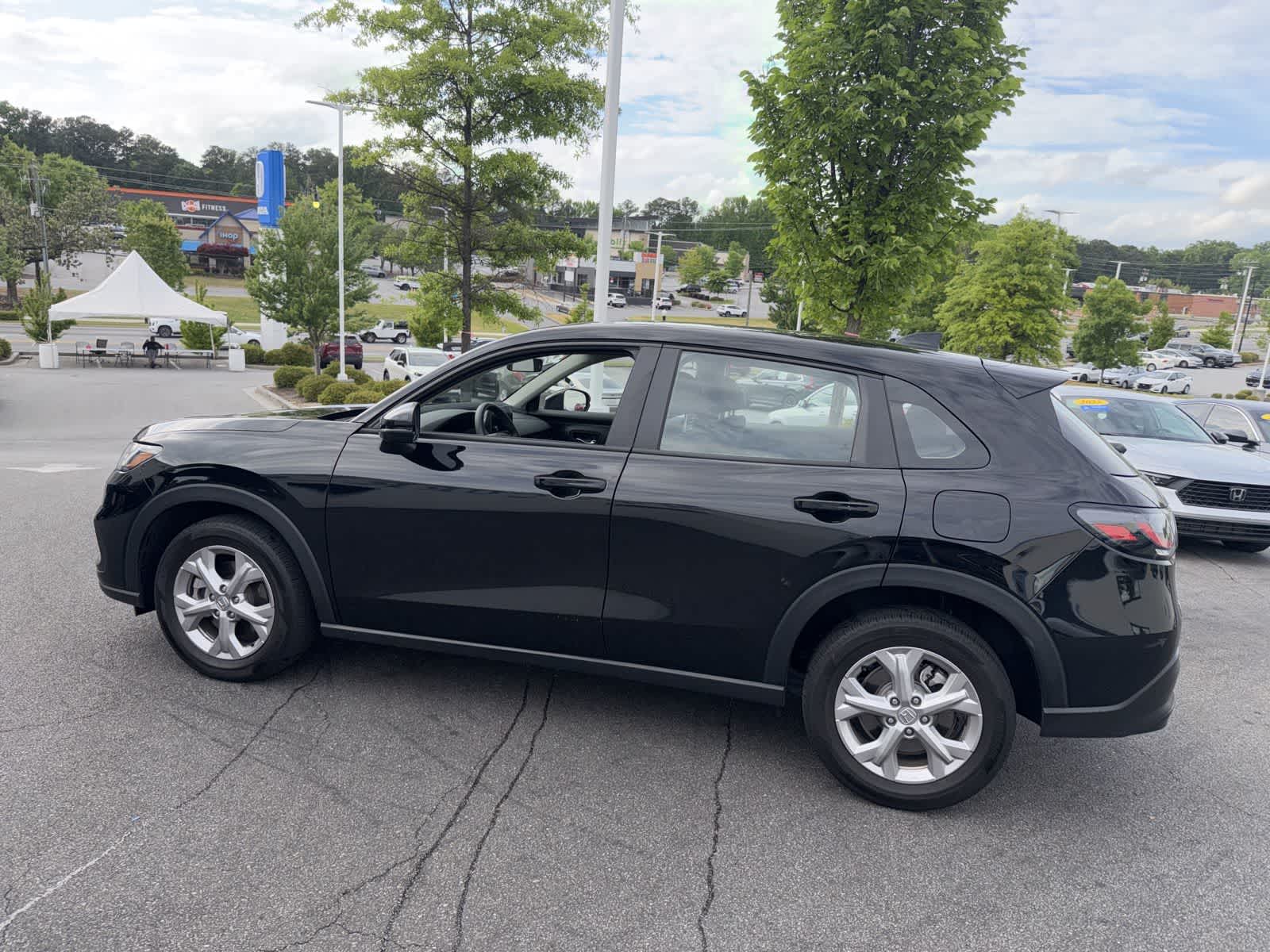 Thumbnail: 2023 Honda HR-V - 7