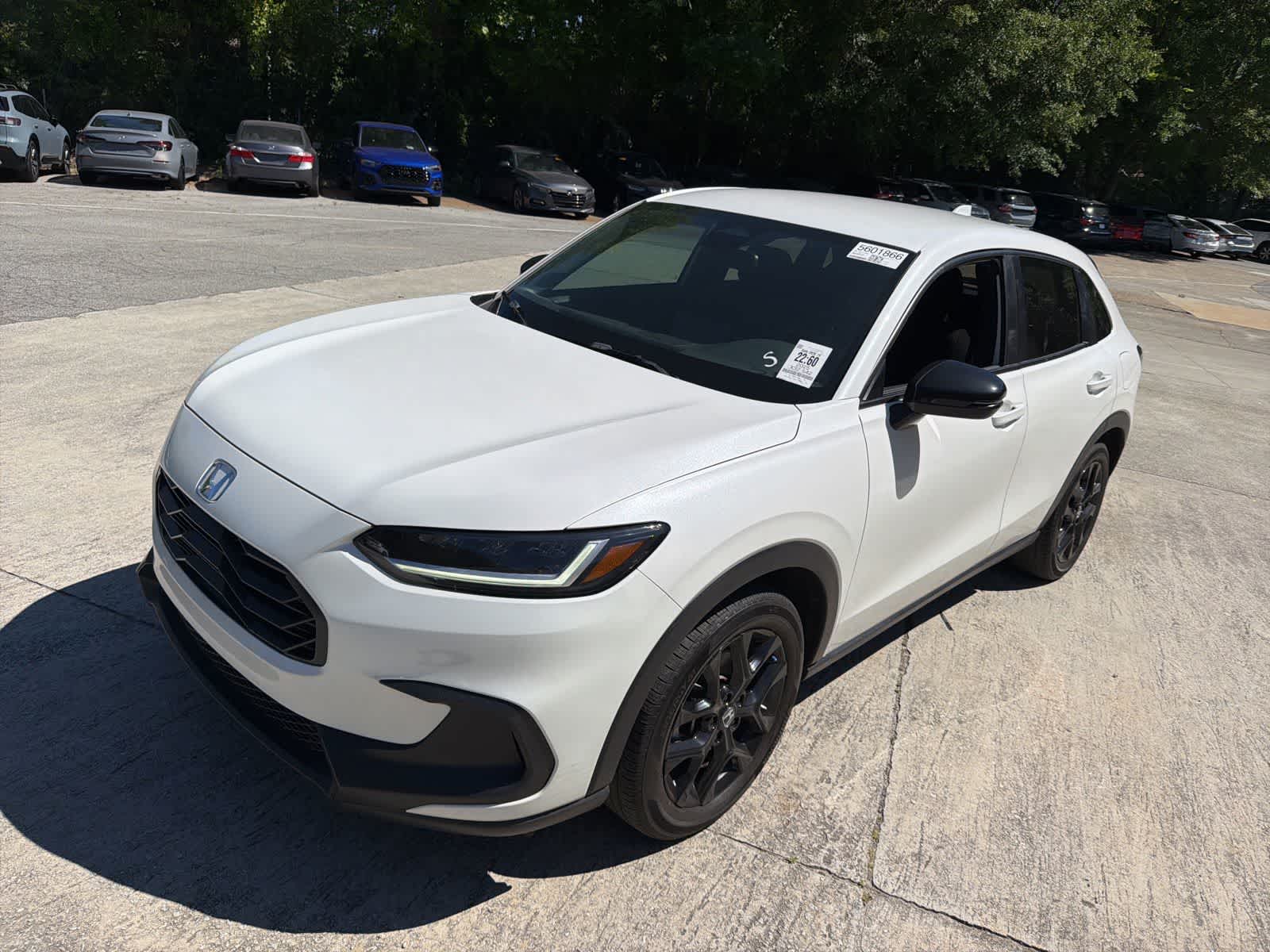 Thumbnail: 2025 Honda HR-V - 4
