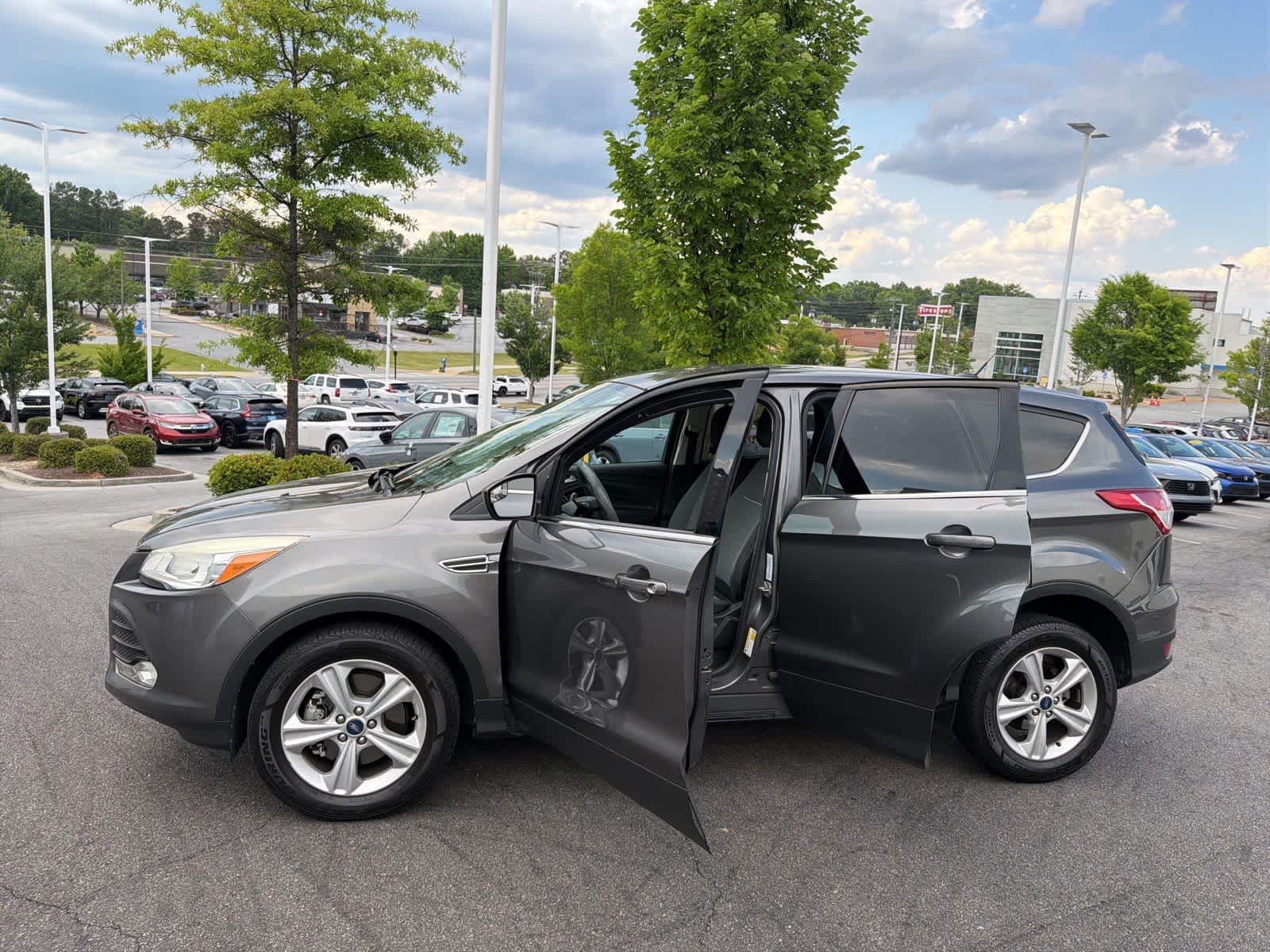 Thumbnail: 2014 Ford Escape - 18