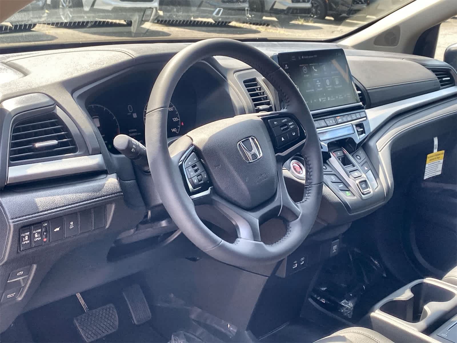 Thumbnail: 2026 Honda Odyssey - 13