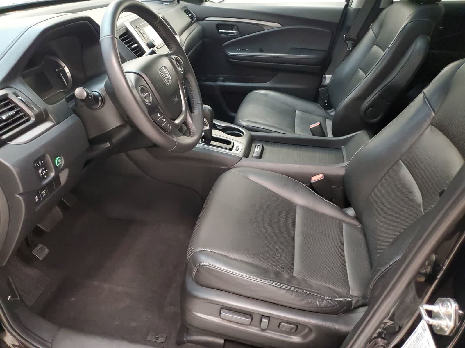 Thumbnail: 2019 Honda Ridgeline - 18