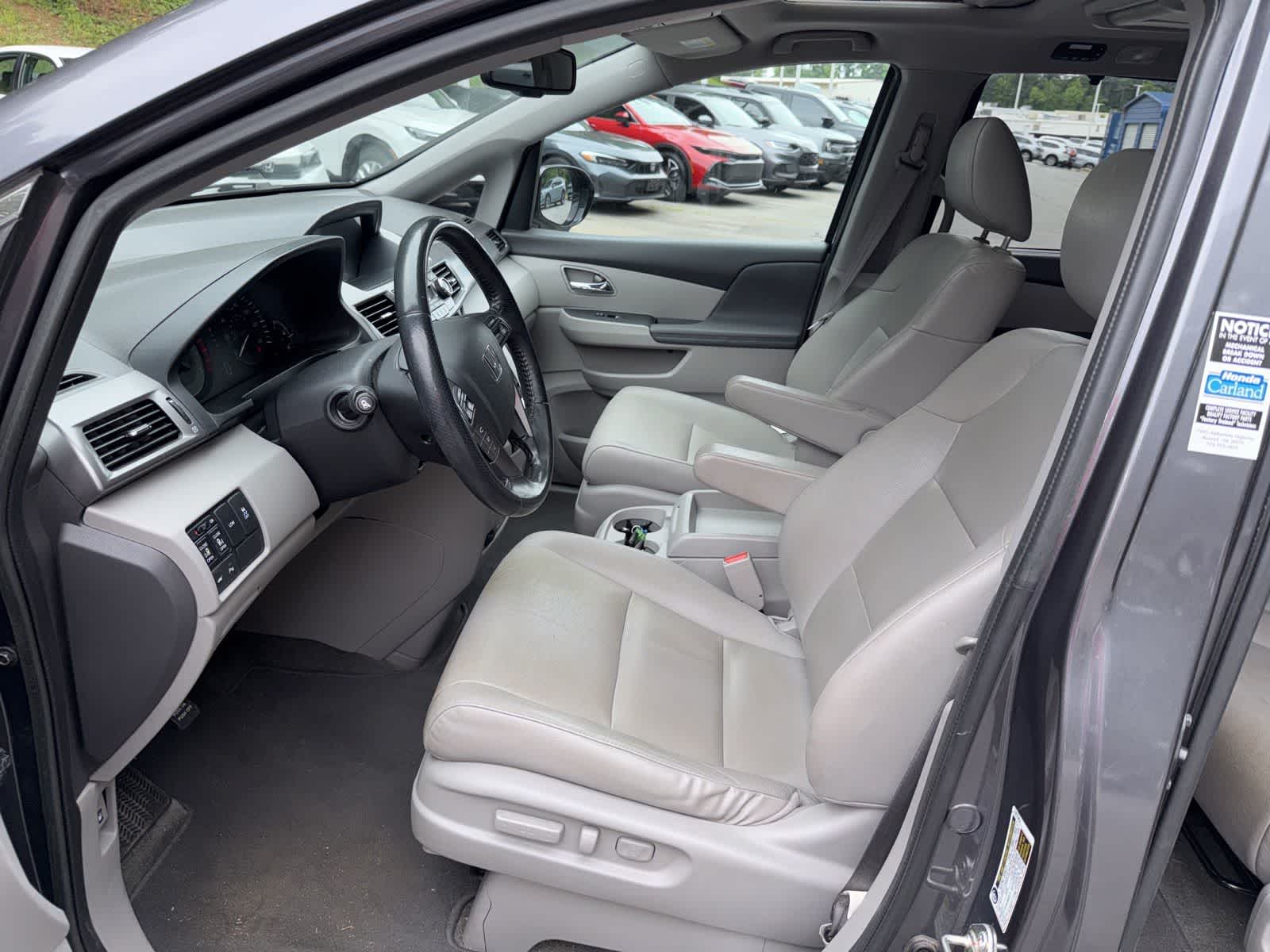Thumbnail: 2017 Honda Odyssey - 15