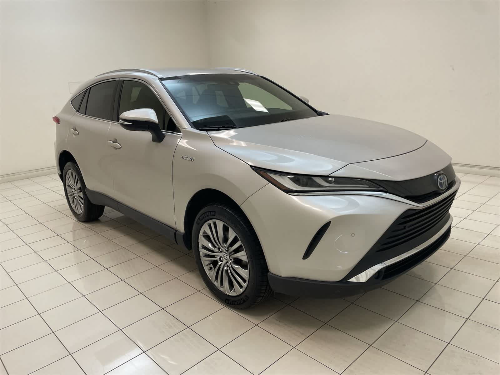 Thumbnail: 2021 Toyota Venza - 27