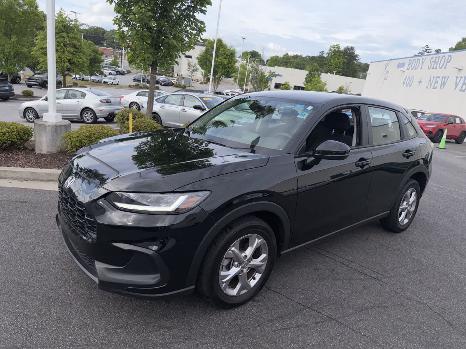 Thumbnail: 2023 Honda HR-V - 4