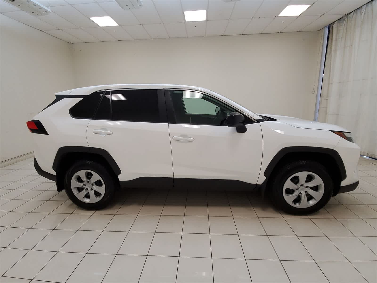 Thumbnail: 2025 Toyota RAV4 - 23