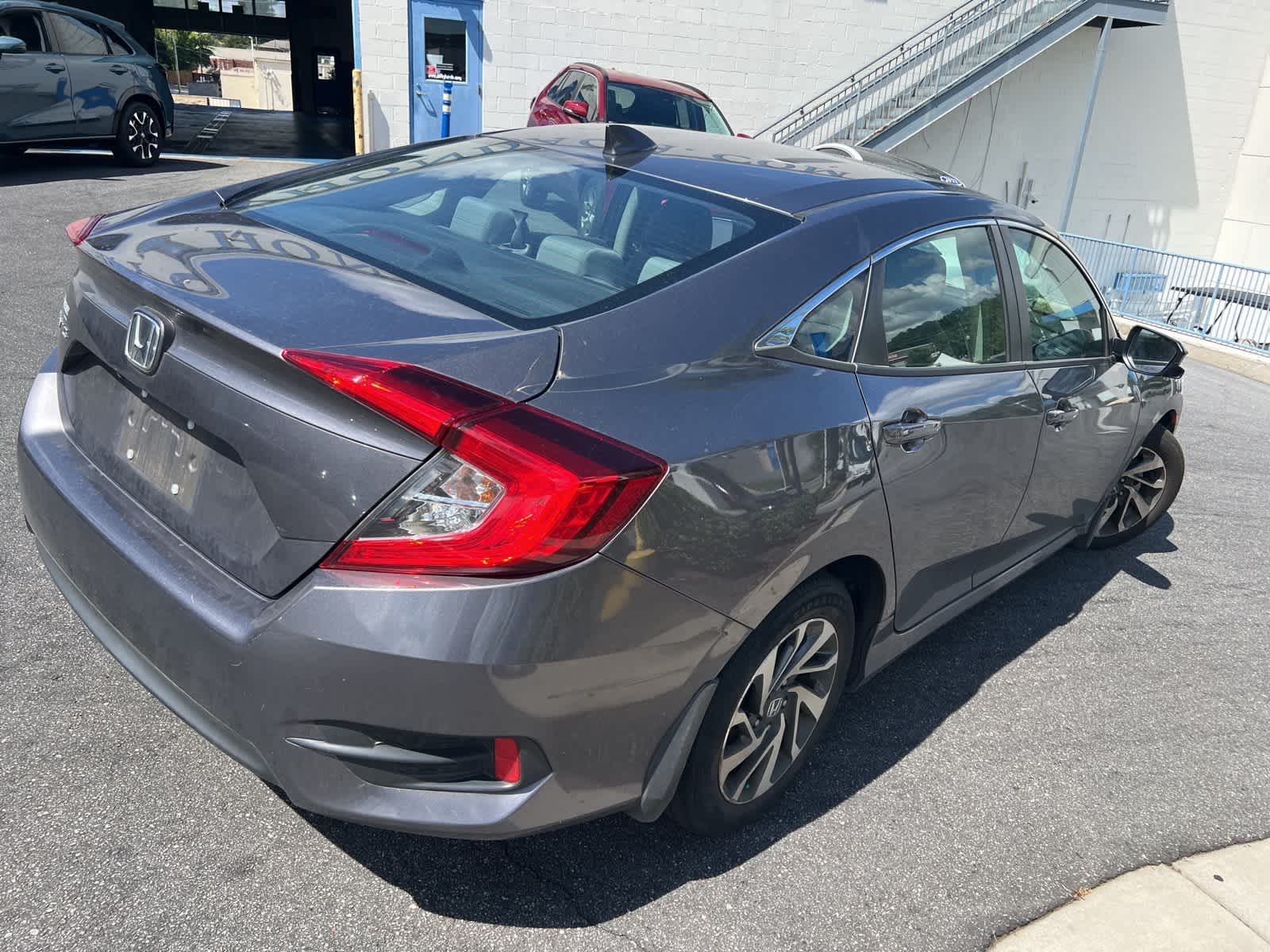 Thumbnail: 2018 Honda Civic - 10