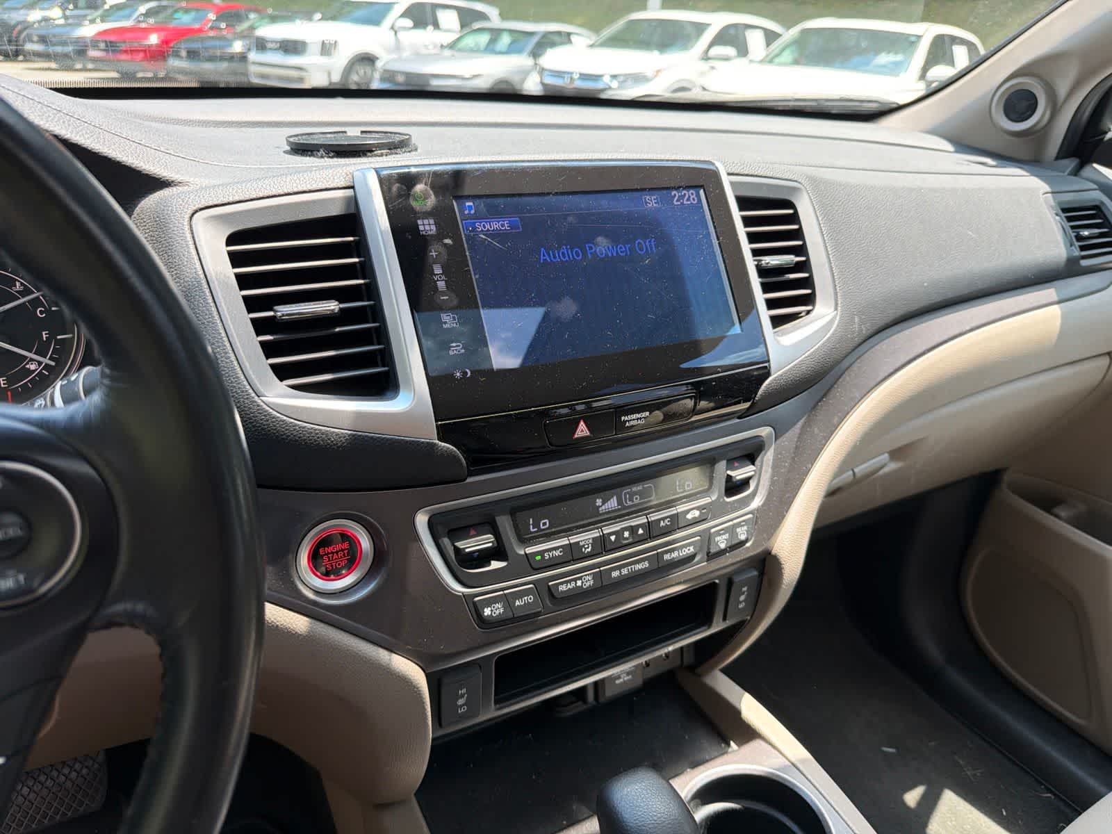 Thumbnail: 2016 Honda Pilot - 24