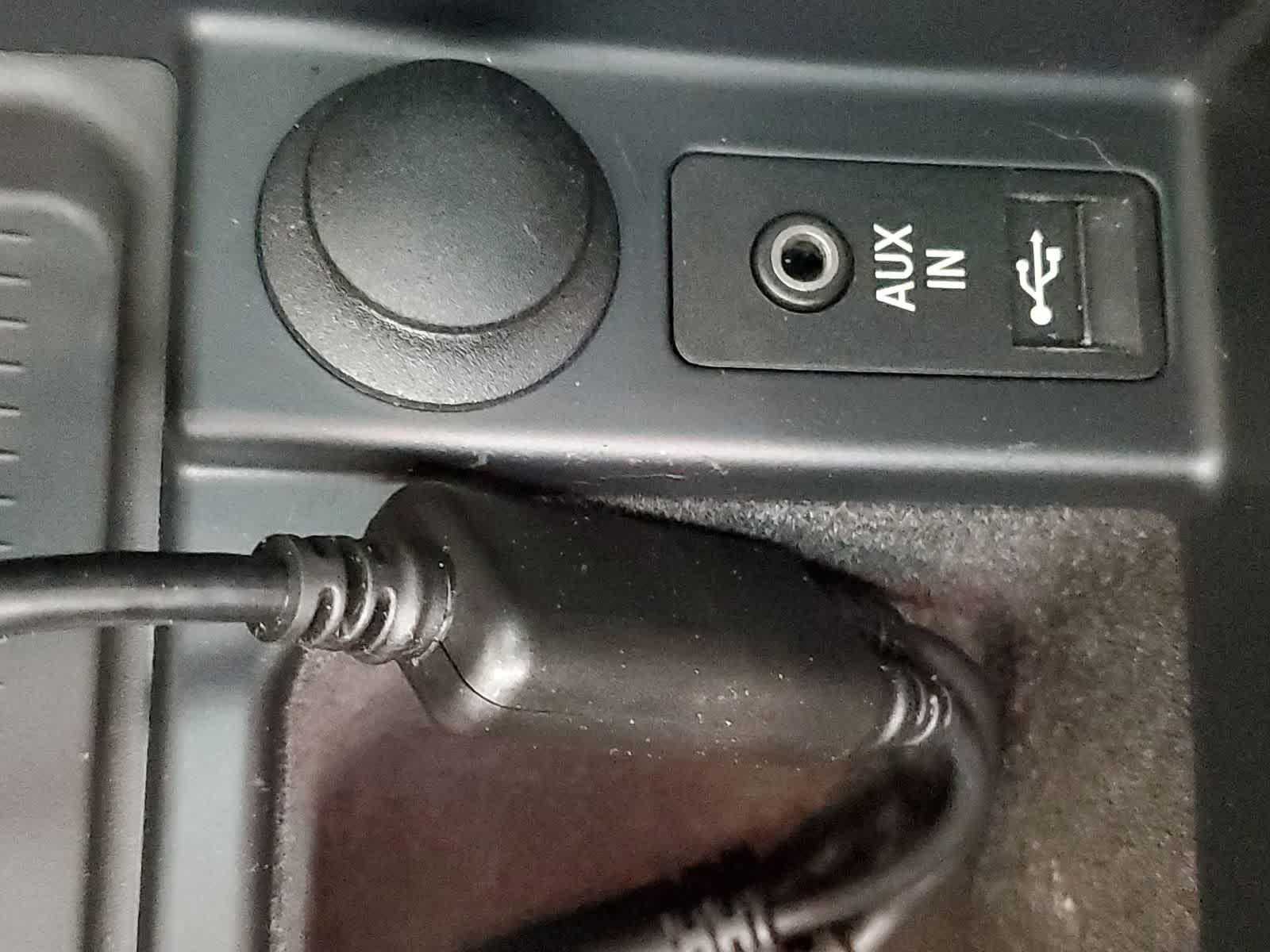 Thumbnail: 2011 BMW 3 Series - 6