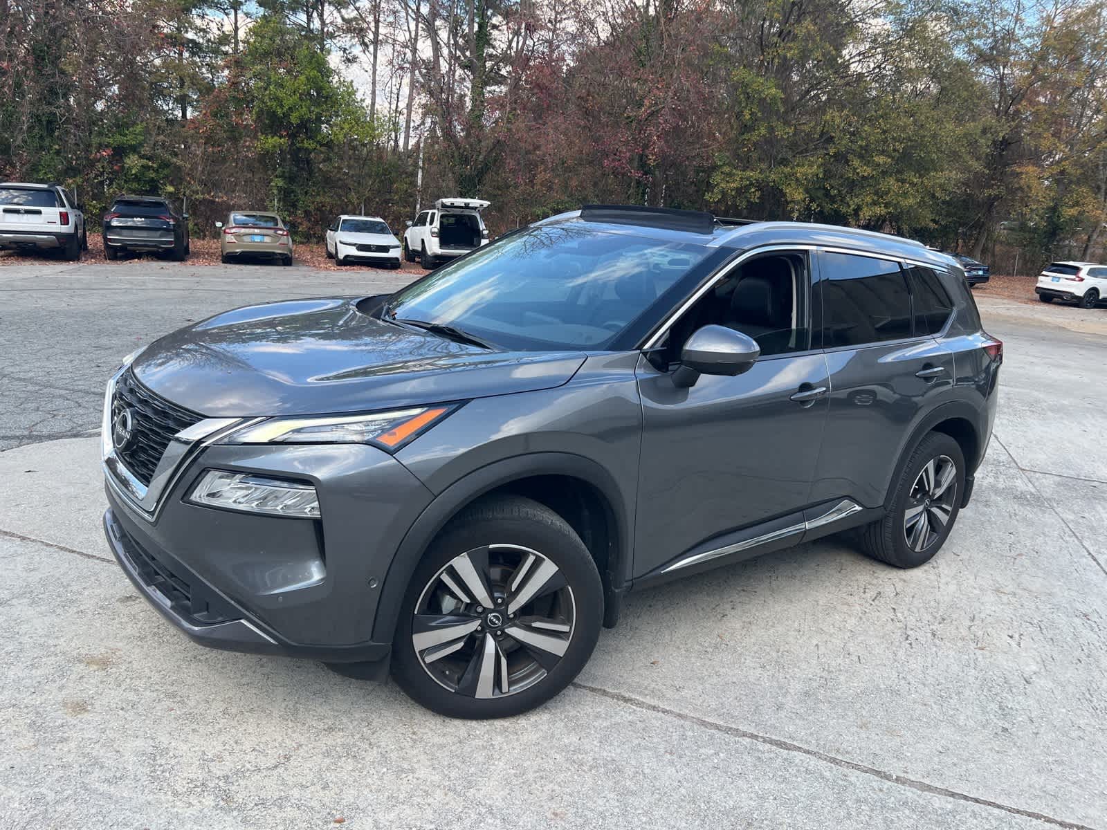 2023 Nissan Rogue SL photo 4