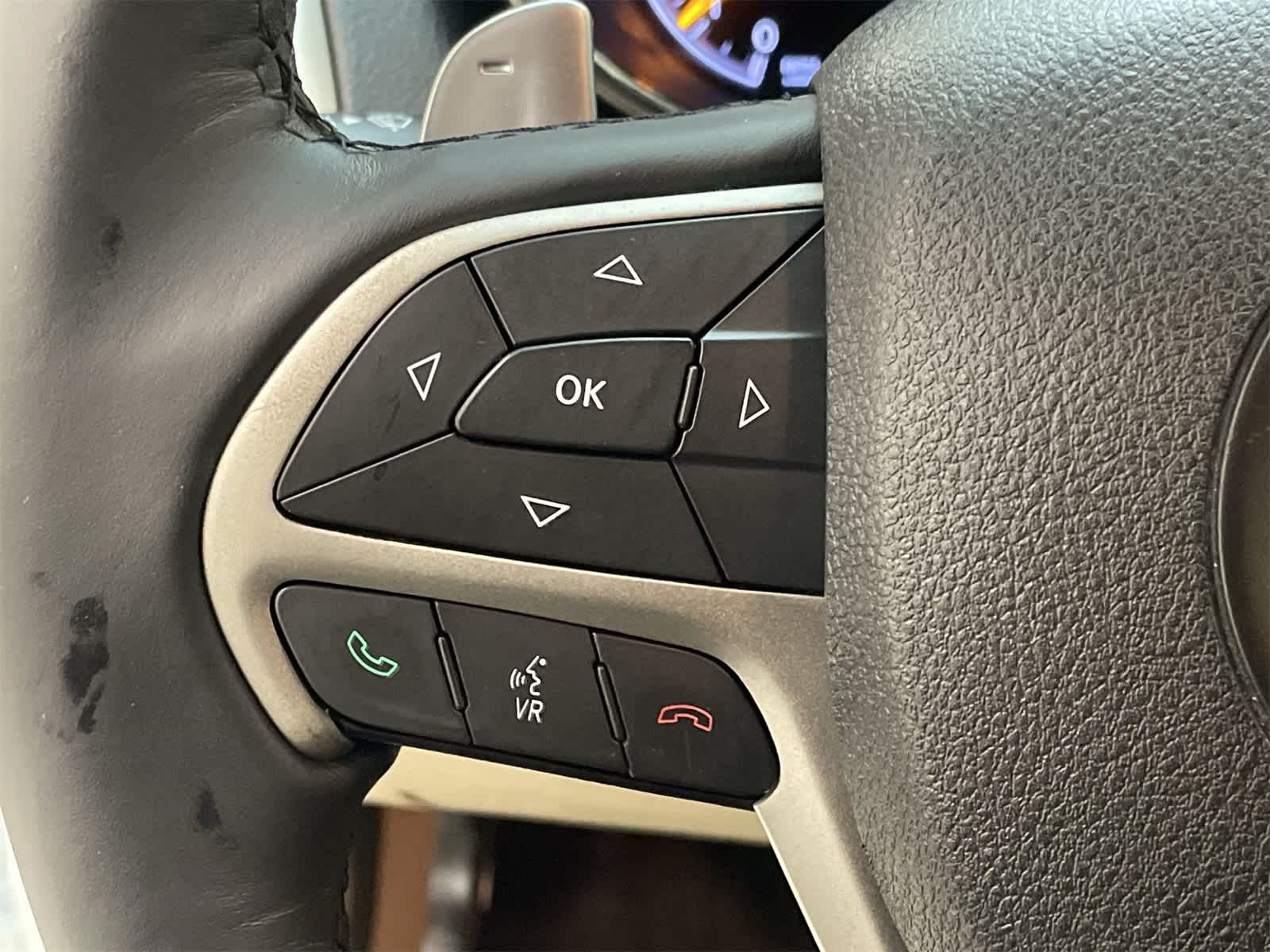 Thumbnail: 2014 Jeep Grand Cherokee - 9