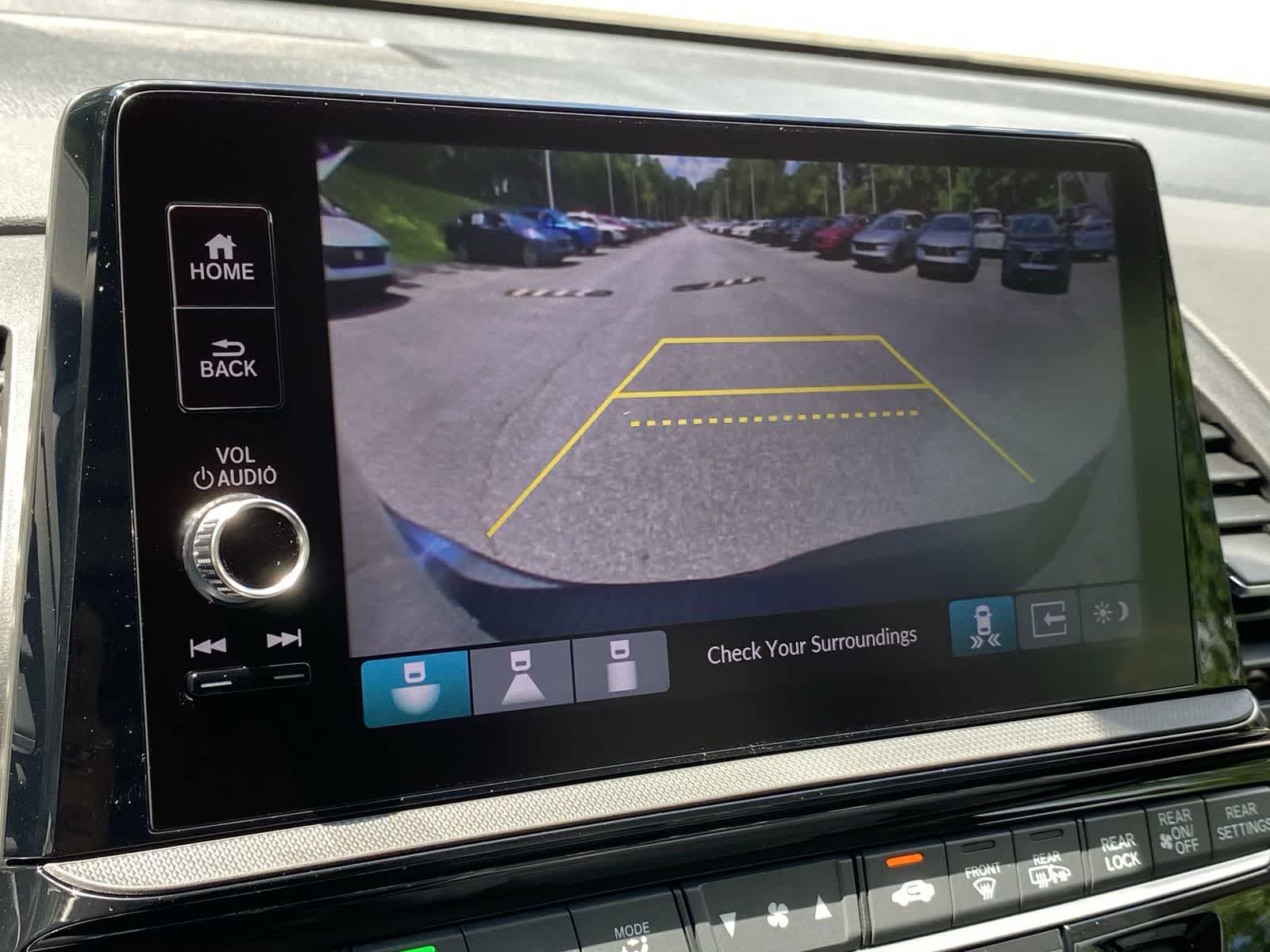 Thumbnail: 2026 Honda Odyssey - 15