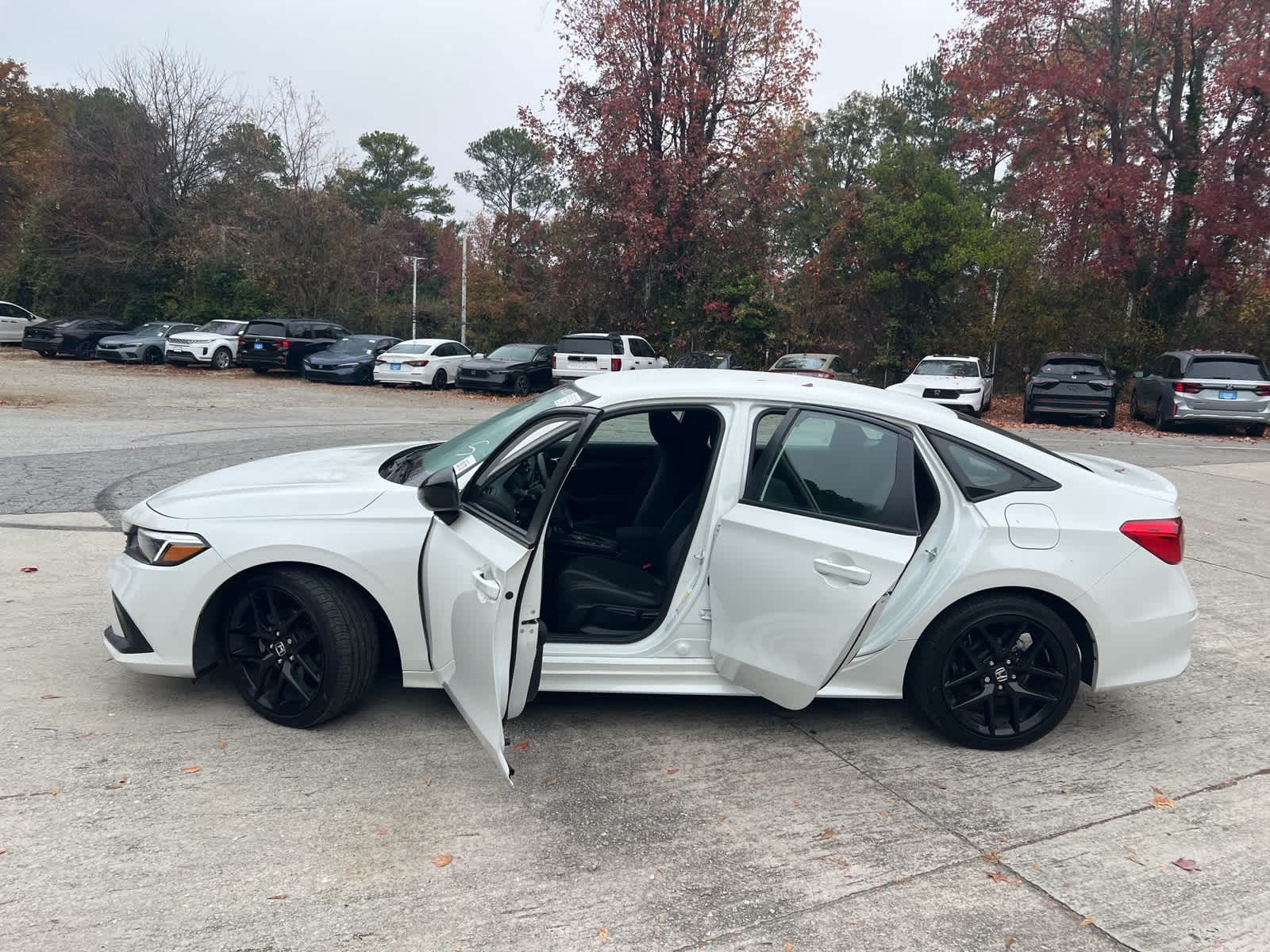 Thumbnail: 2024 Honda Civic - 18