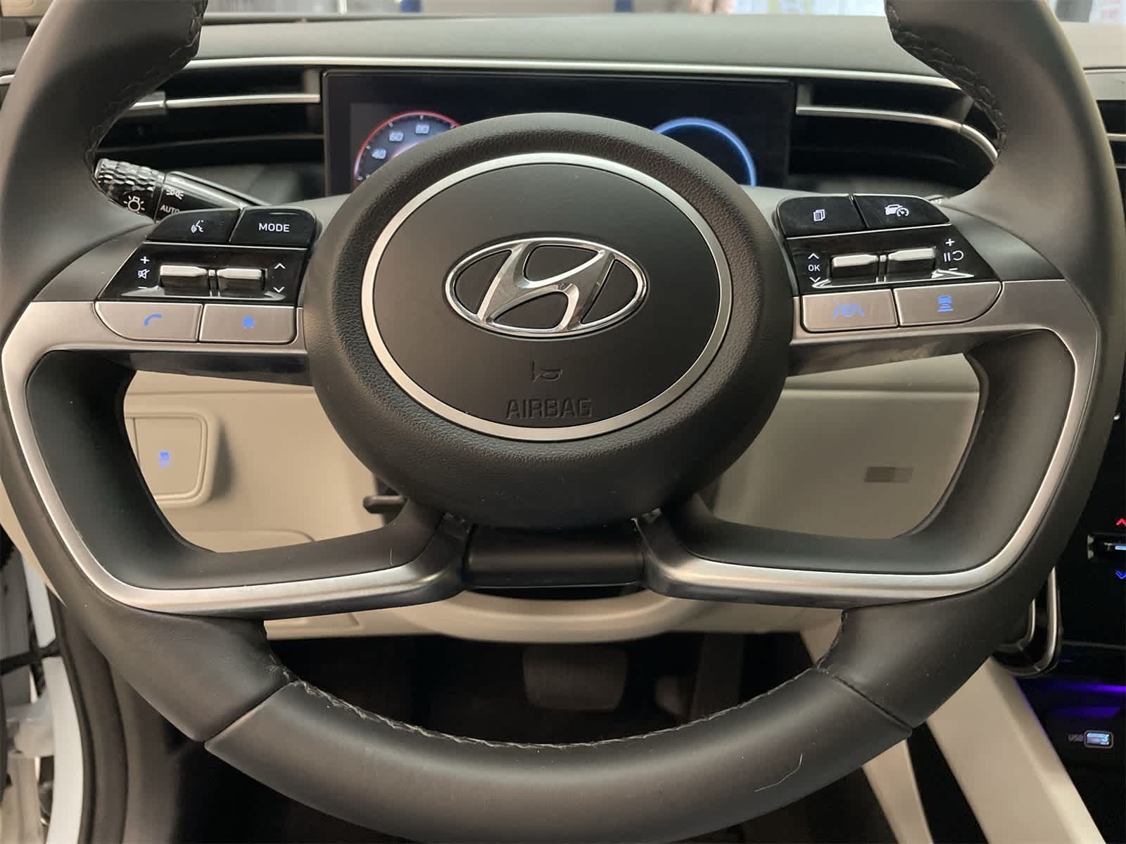 Thumbnail: 2022 Hyundai Tucson - 11
