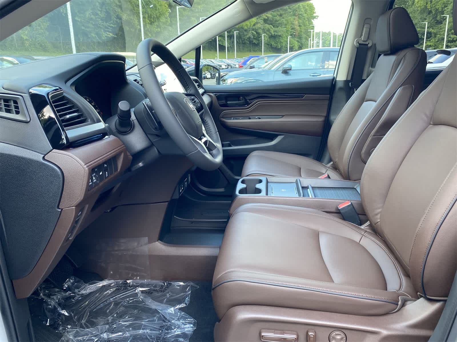 Thumbnail: 2026 Honda Odyssey - 12