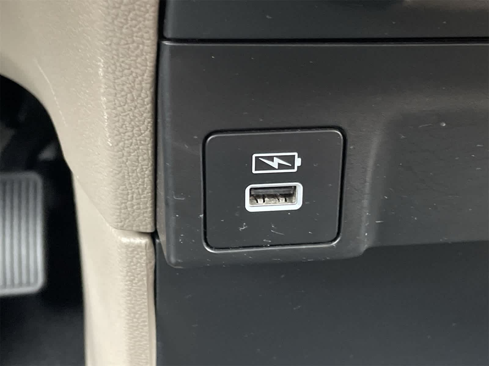 Thumbnail: 2023 Honda Odyssey - 8