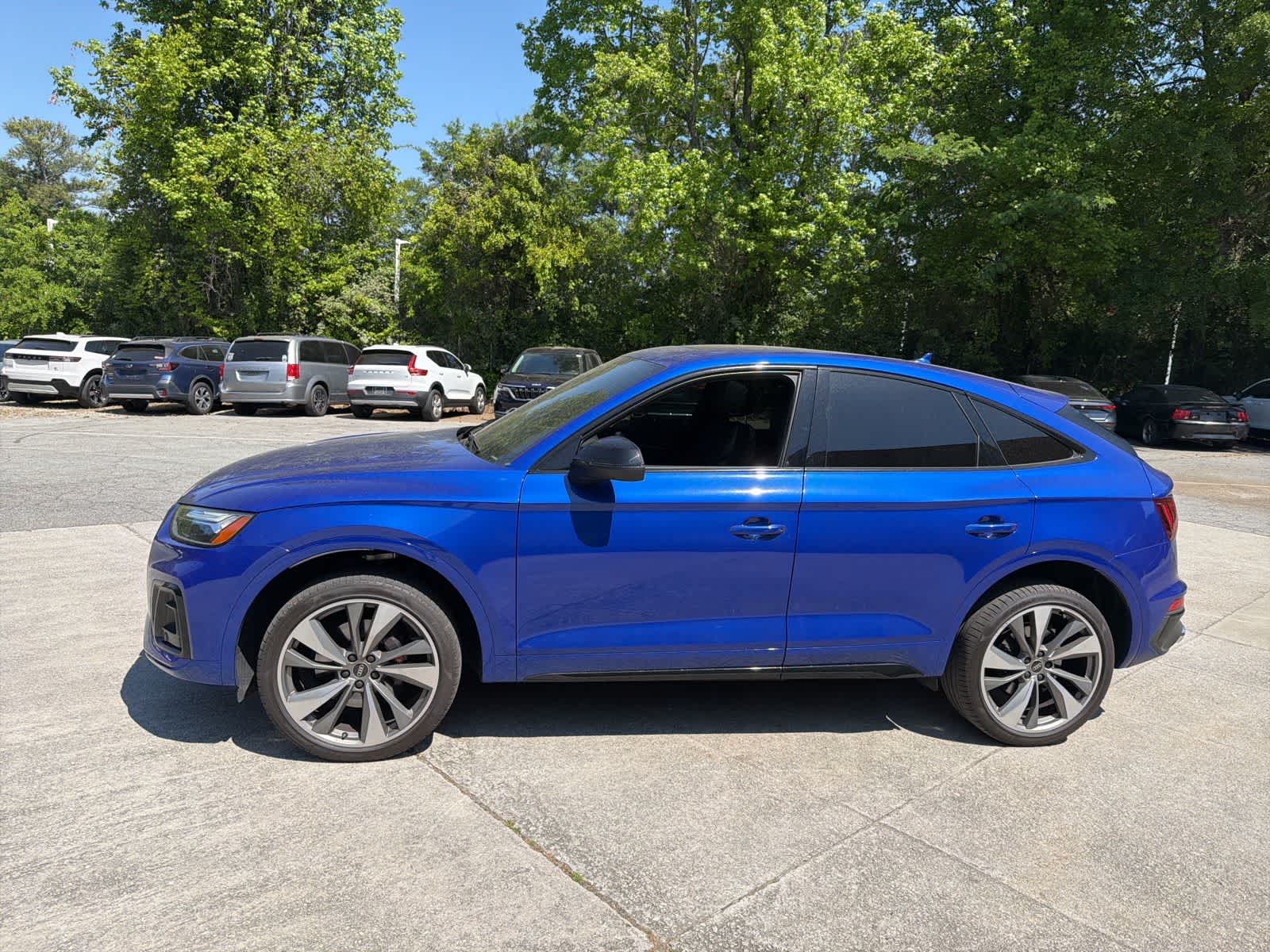 Thumbnail: 2024 Audi SQ5 - 6