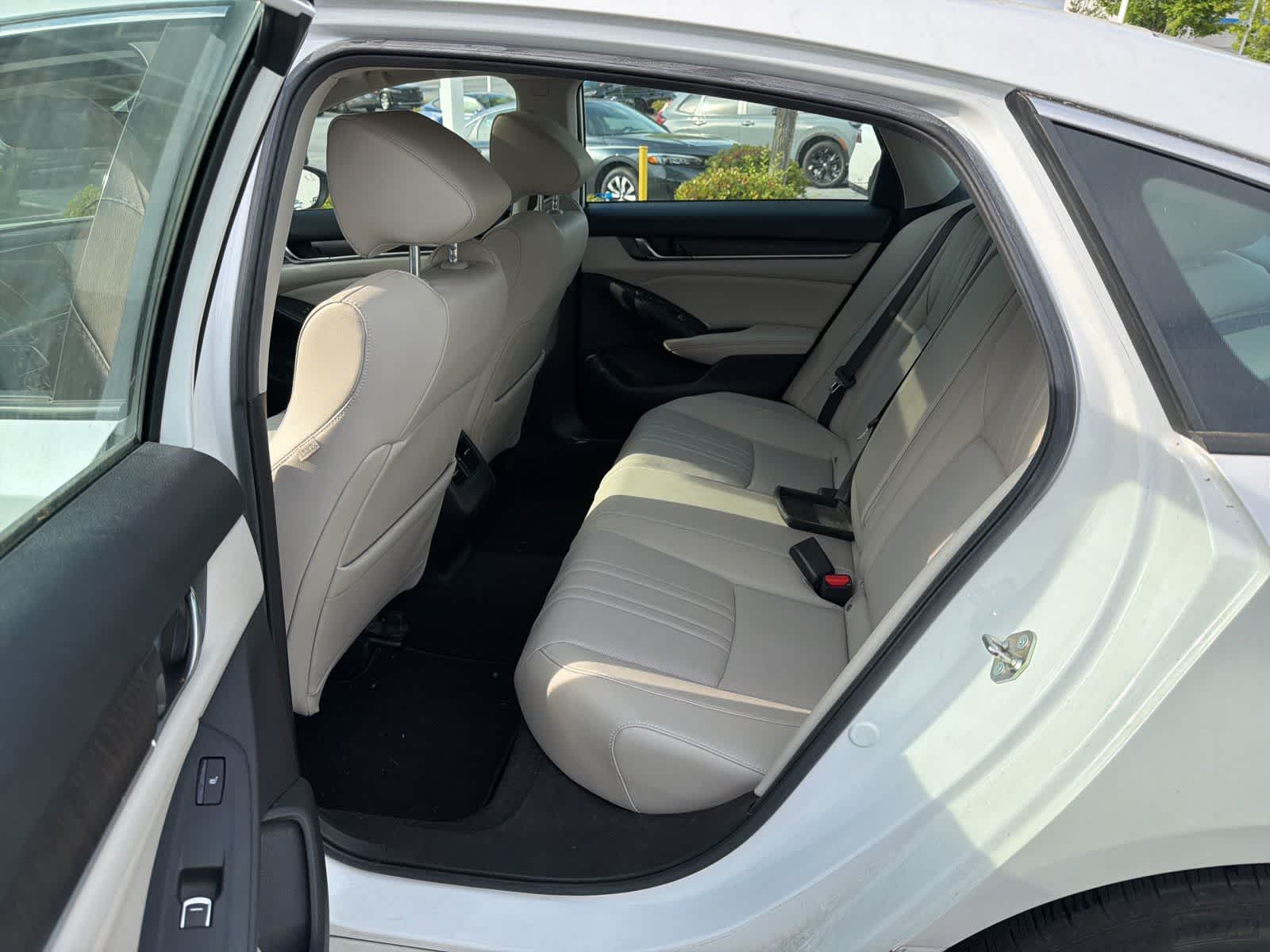 Thumbnail: 2019 Honda Accord - 16