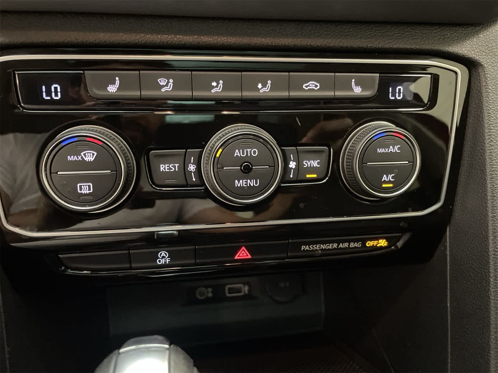 2018 Volkswagen Atlas SEL 31