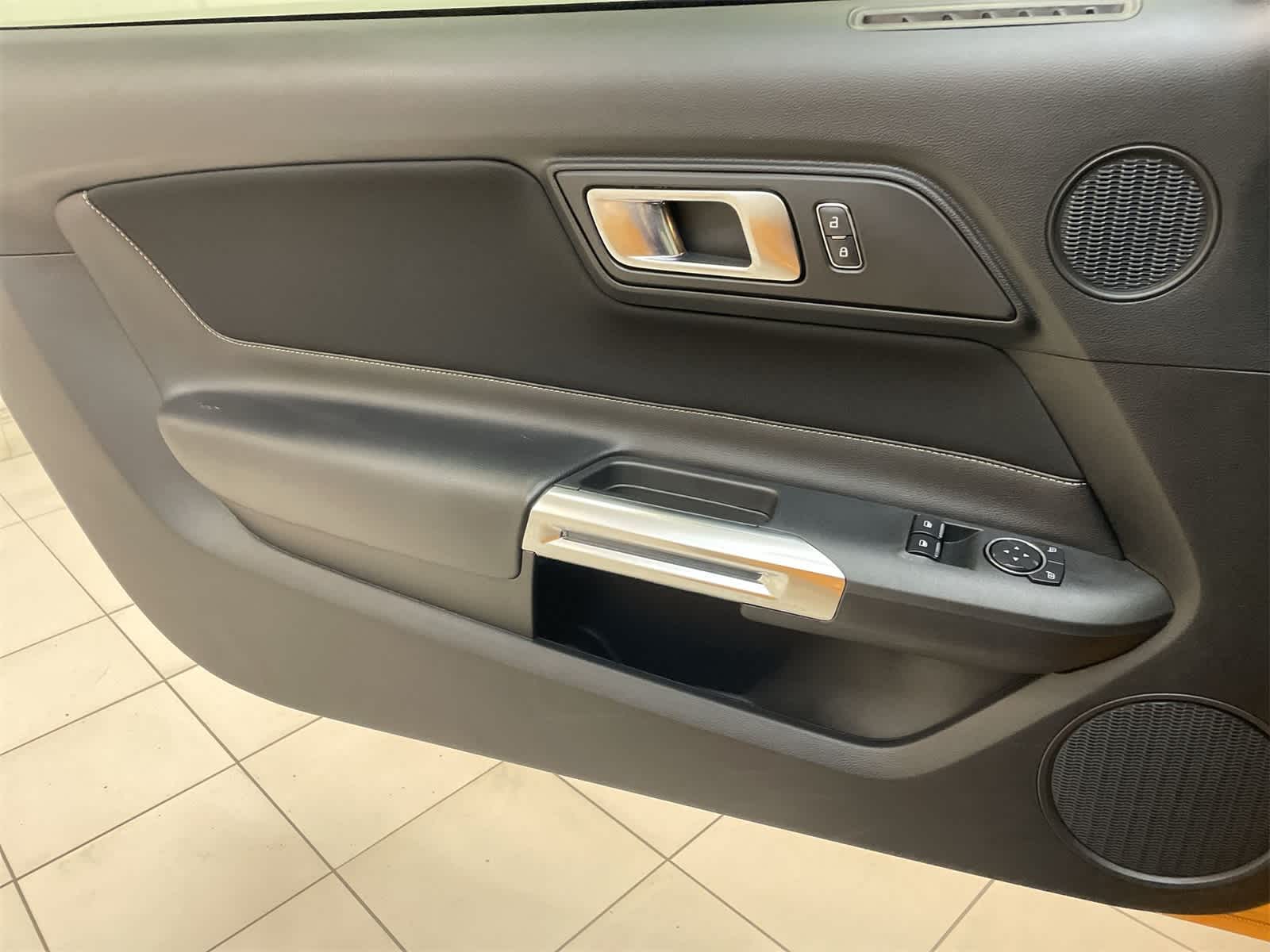 Thumbnail: 2022 Ford Mustang - 14