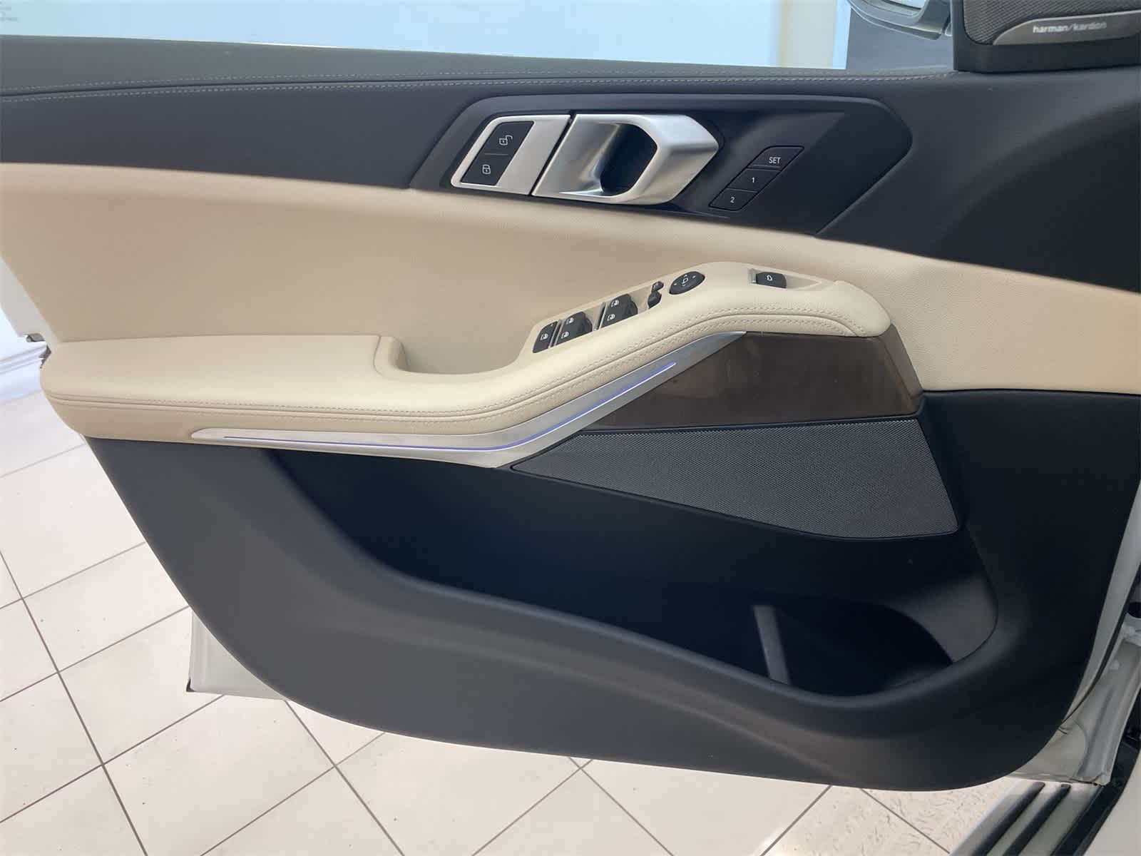 Thumbnail: 2021 BMW X5 - 17