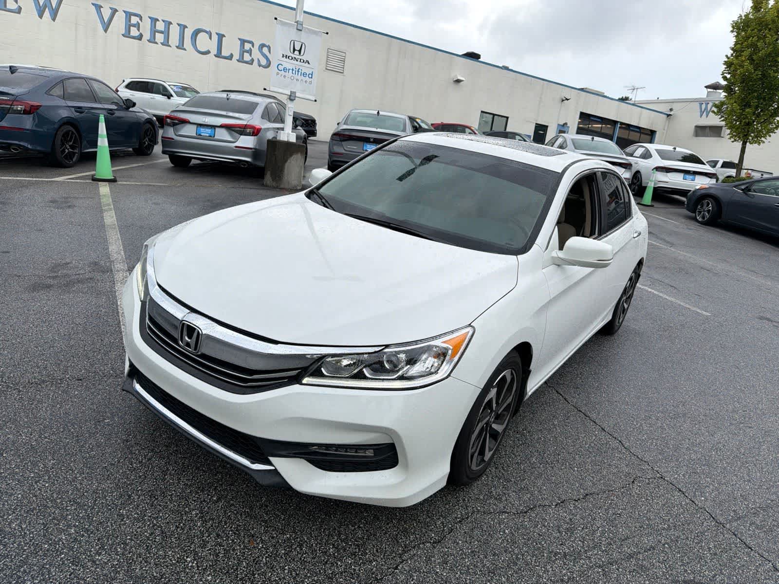 Used 2016 Honda Accord EX with VIN 1HGCR2F76GA200051 for sale in Chamblee, GA