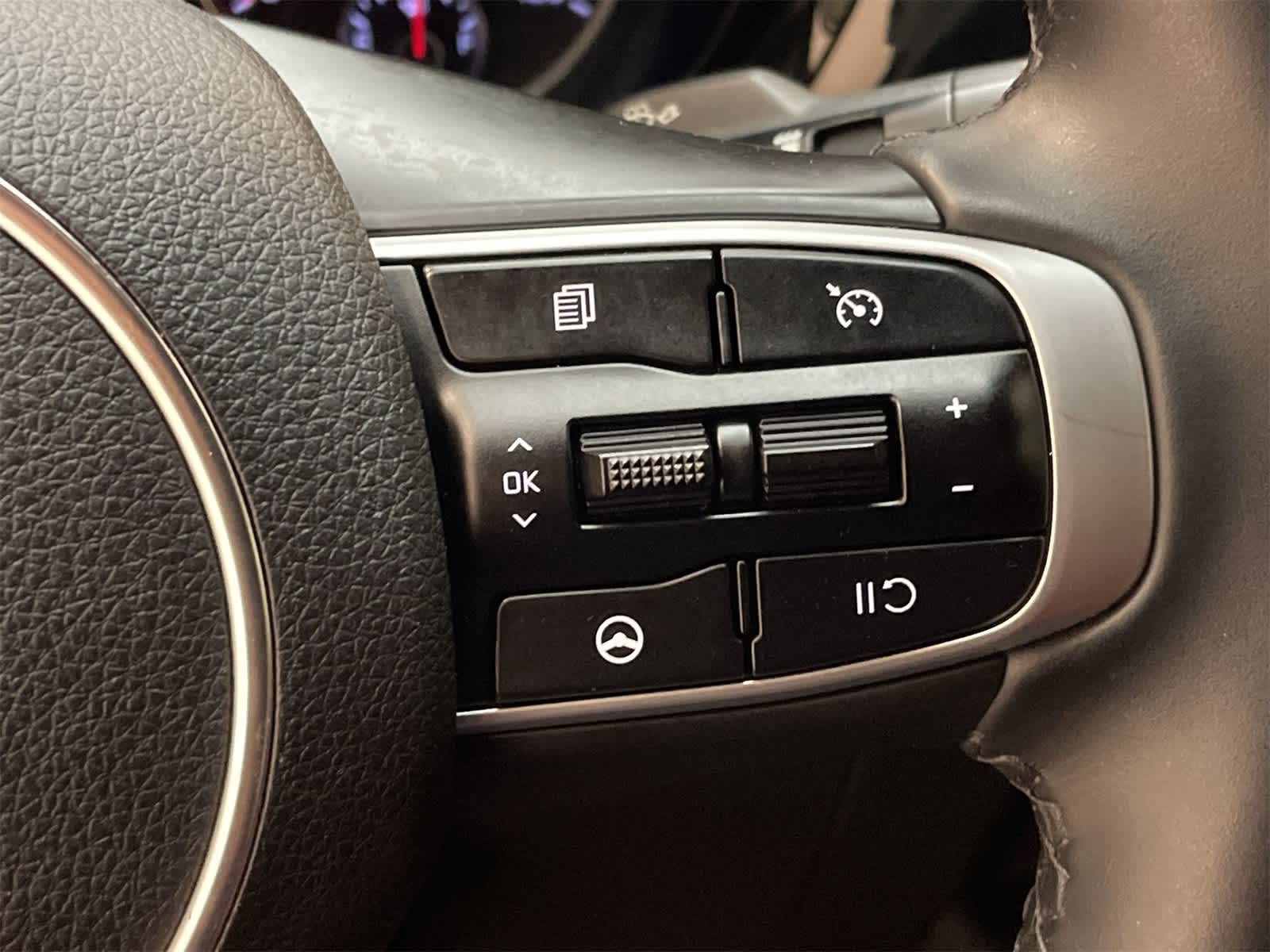 Thumbnail: 2021 Kia K5 - 11