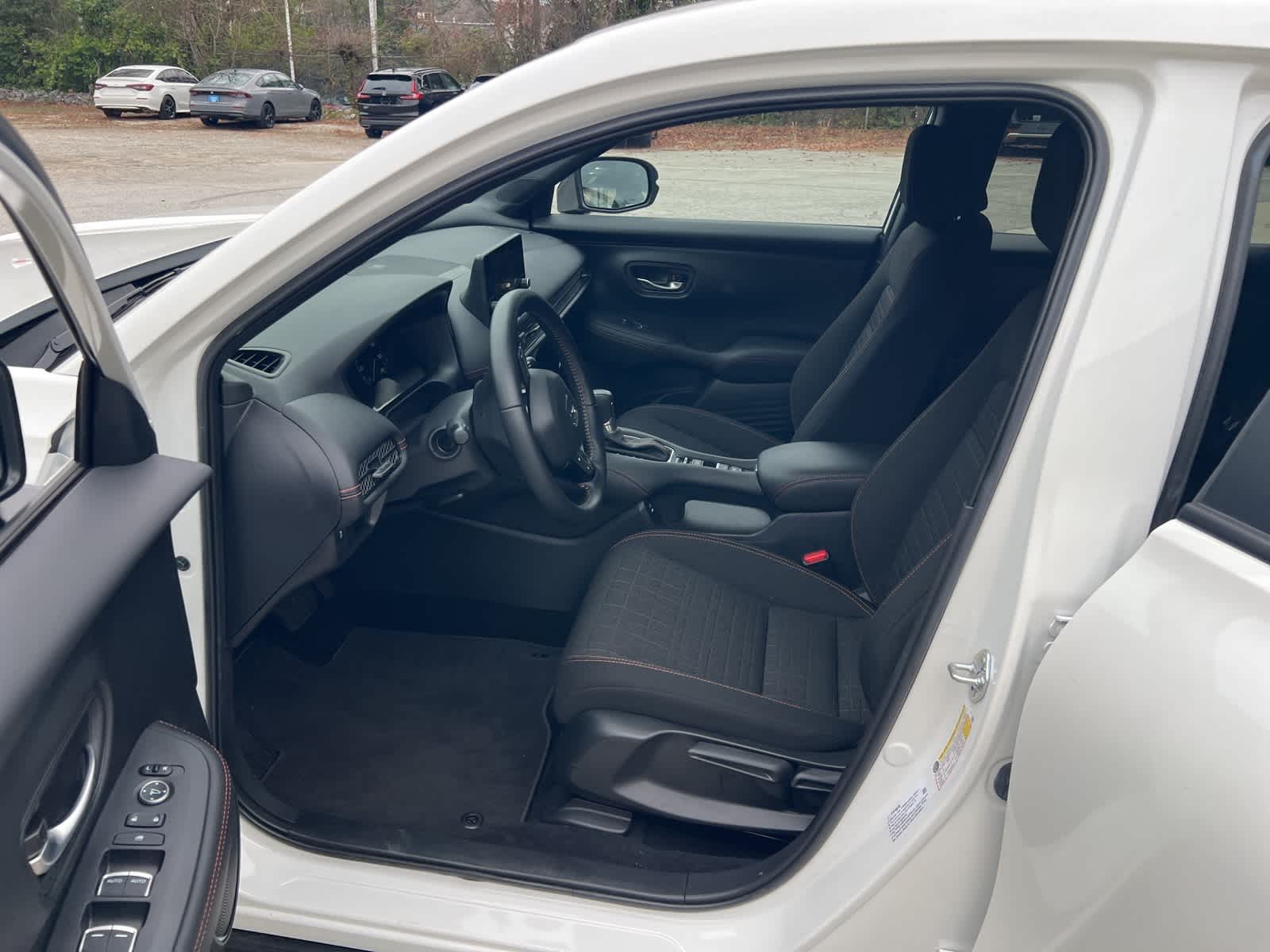 Thumbnail: 2025 Honda HR-V - 16