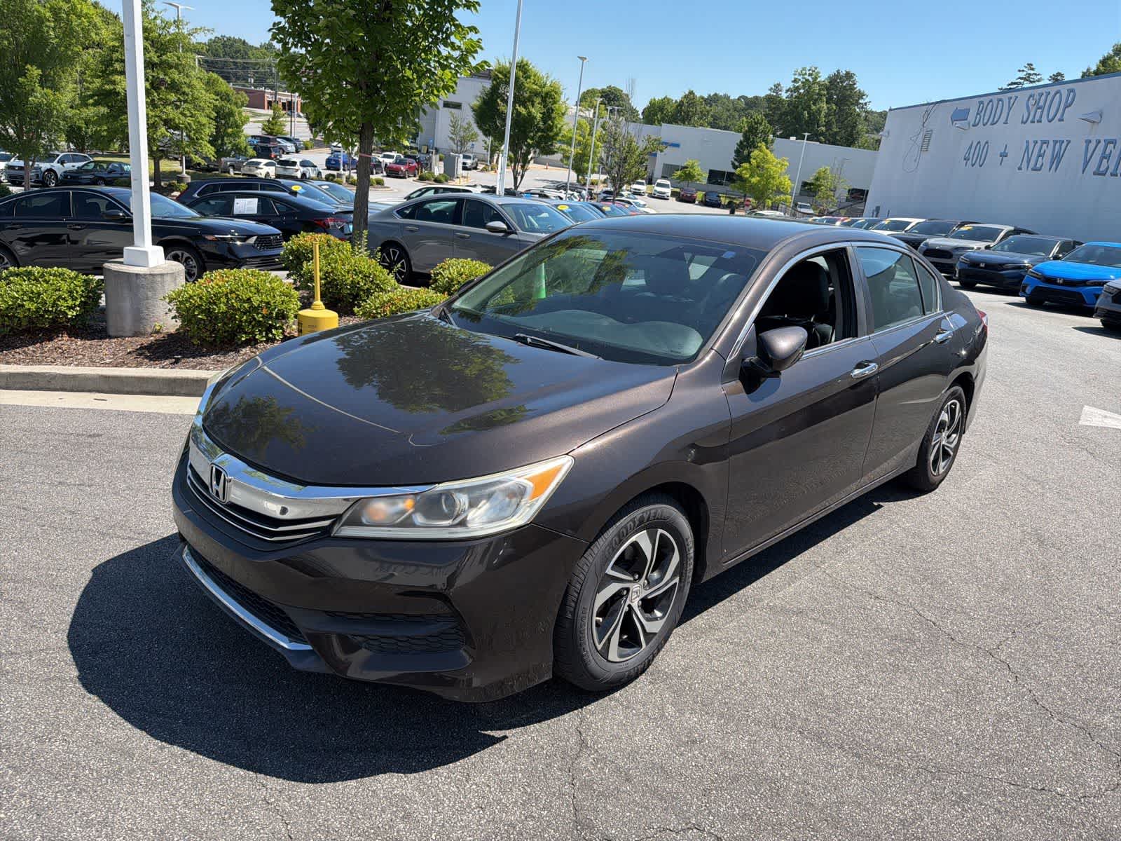 Thumbnail: 2017 Honda Accord - 3