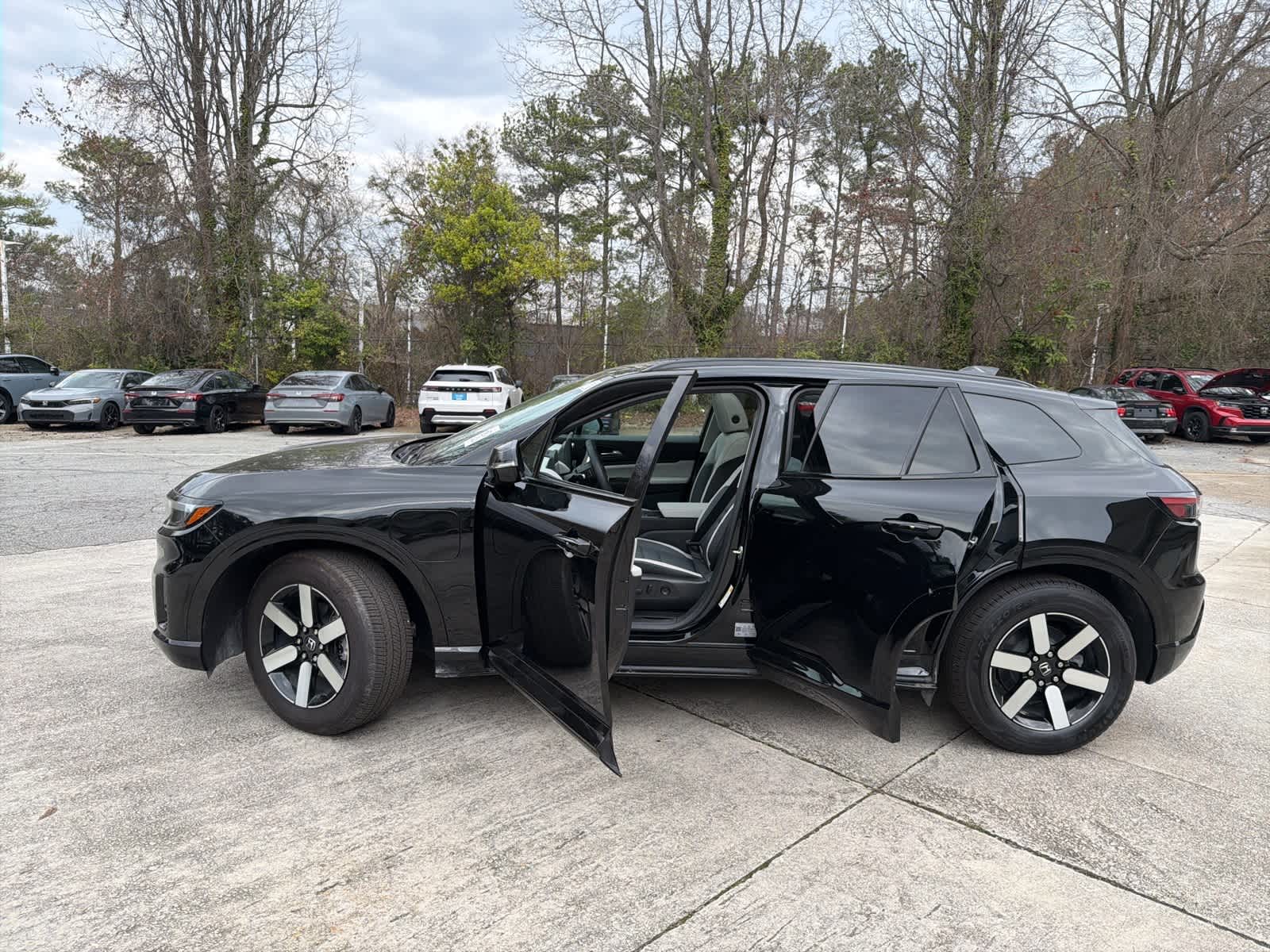 Thumbnail: 2025 Honda Prologue - 17