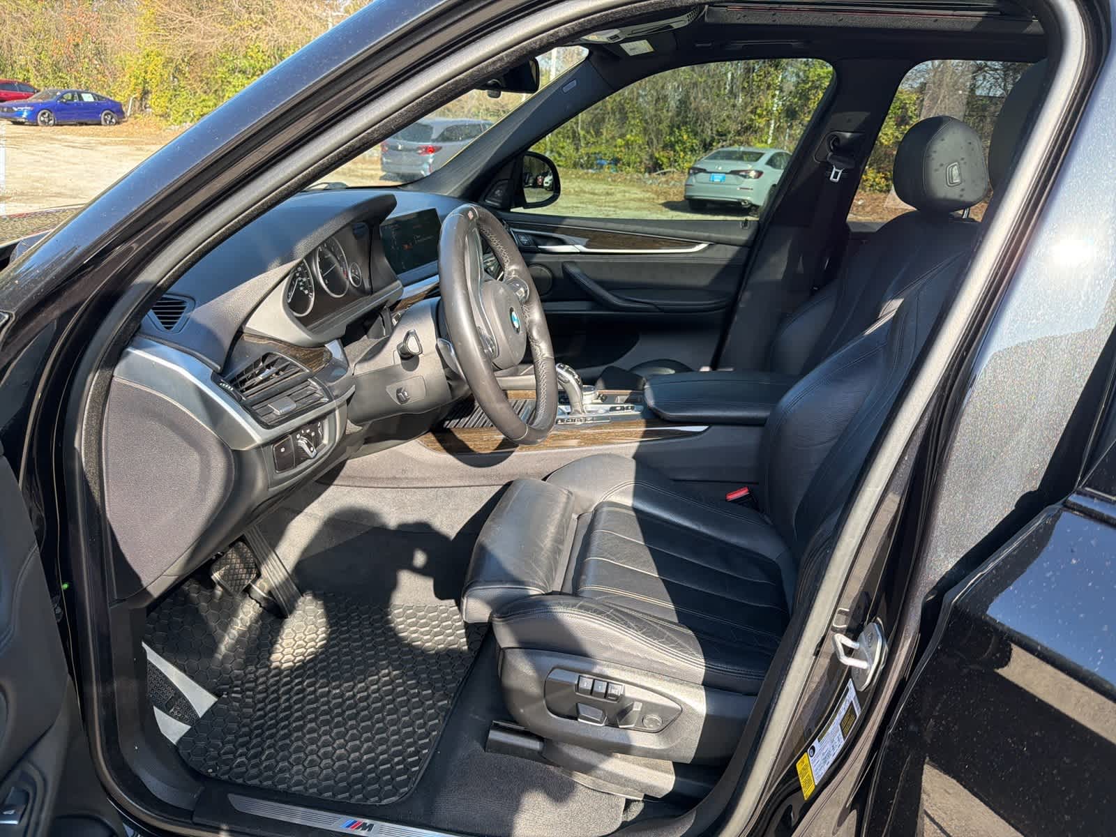 Thumbnail: 2015 BMW X5 - 16