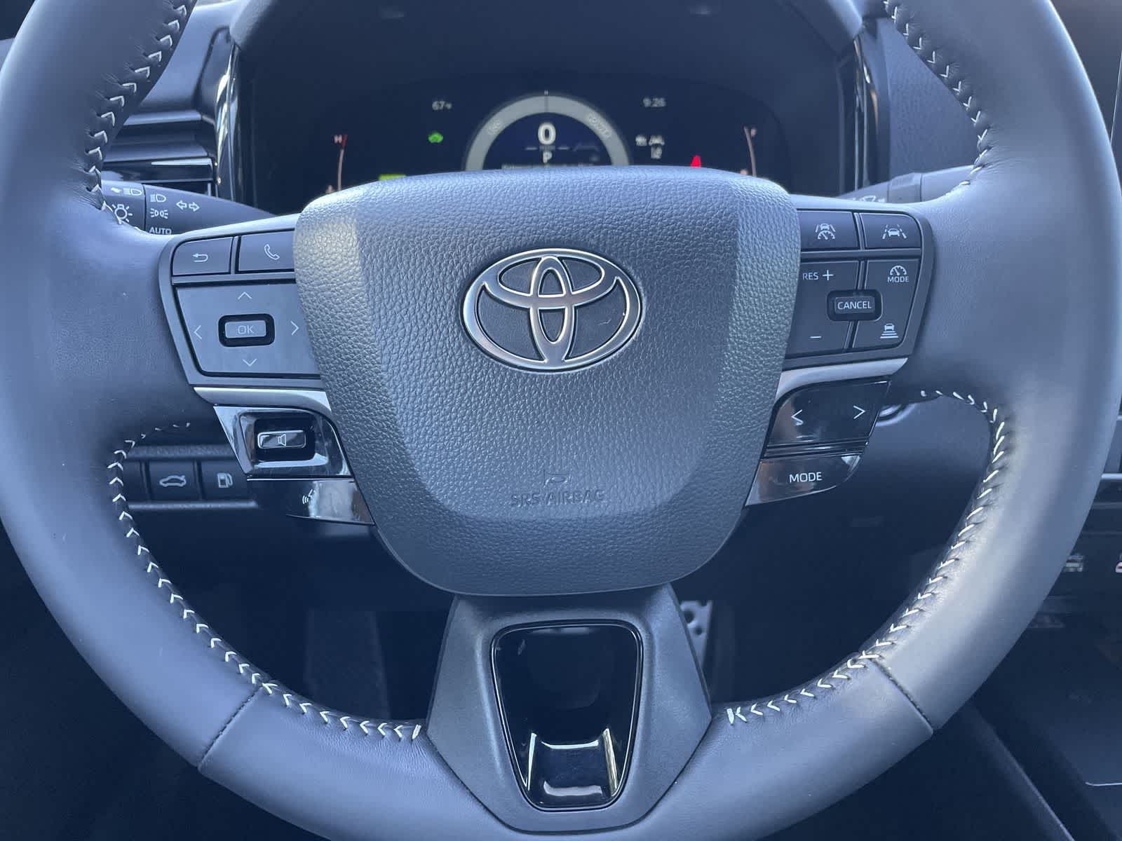 Thumbnail: 2025 Toyota Camry - 9