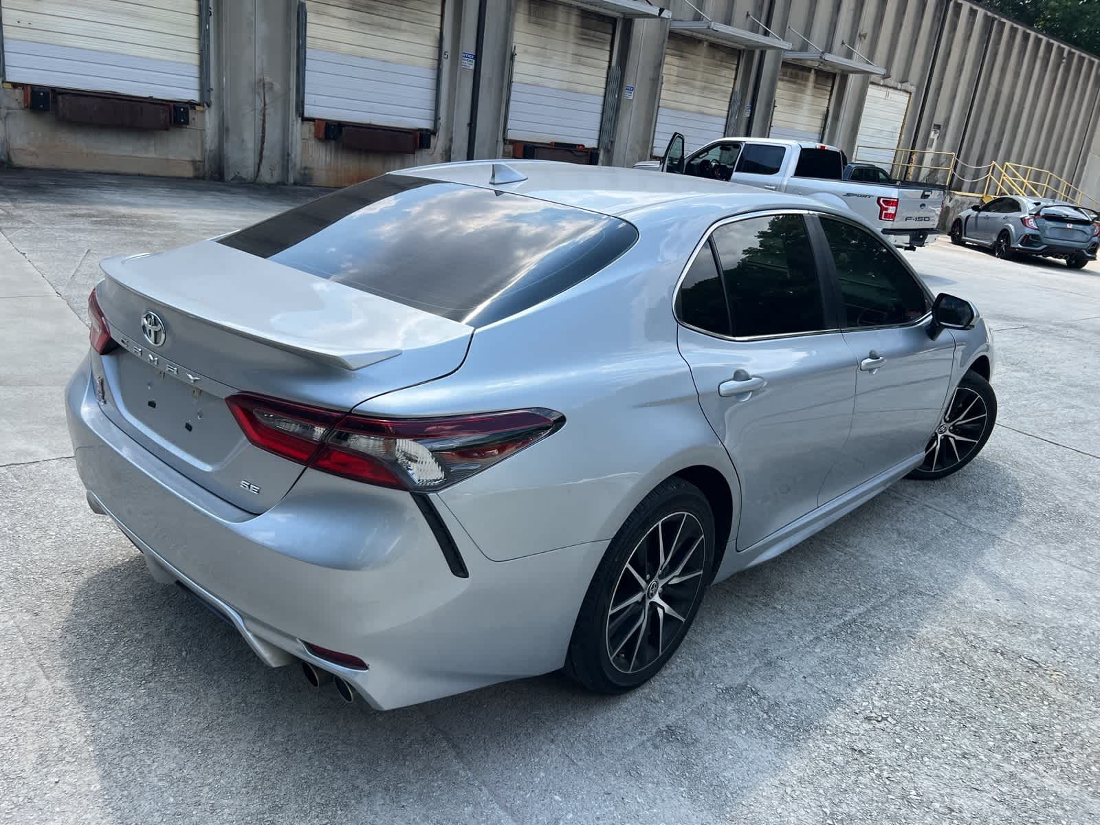 Thumbnail: 2022 Toyota Camry - 12