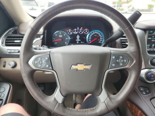 2017 Chevrolet Suburban Premier 21