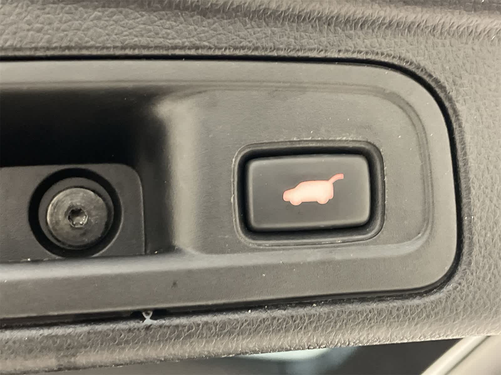 Thumbnail: 2018 Honda Pilot - 22