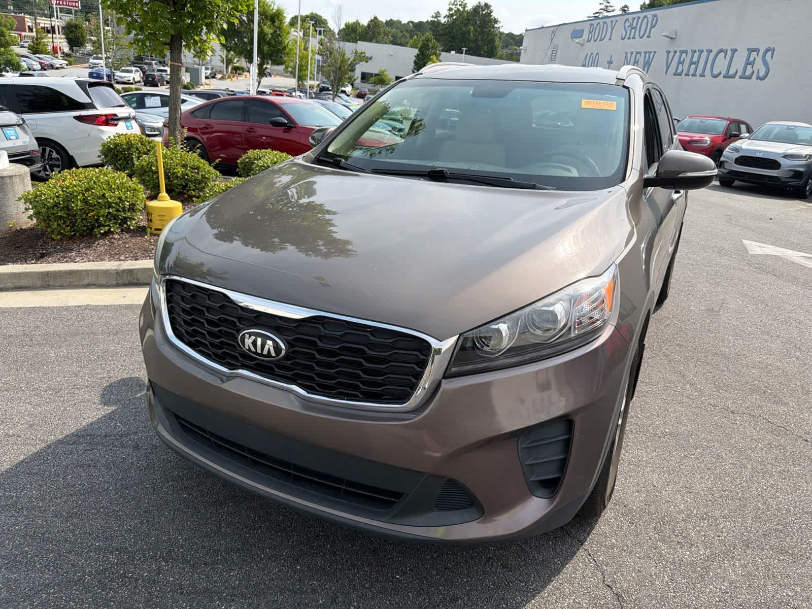 Thumbnail: 2019 Kia Sorento - 4