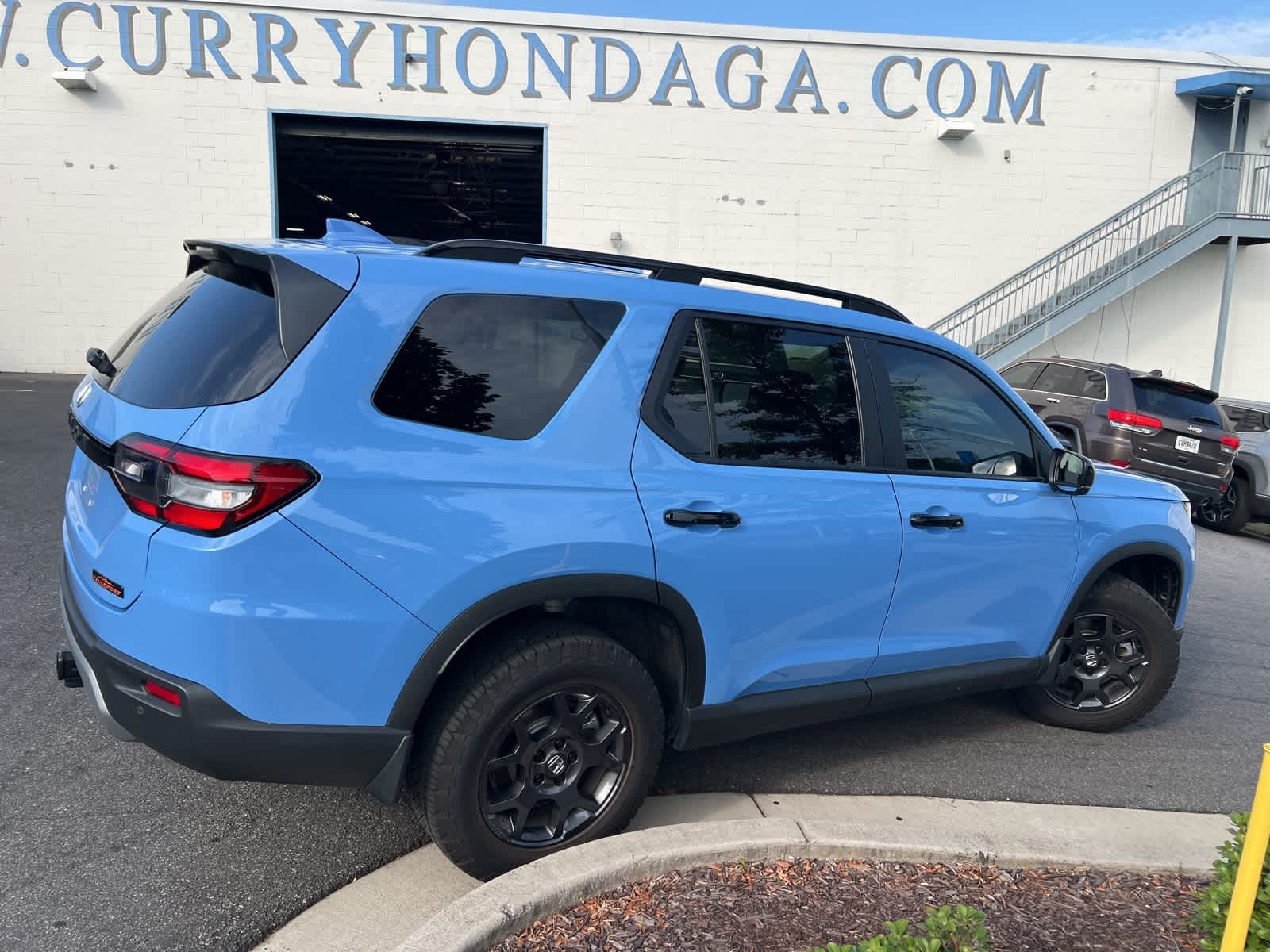 Thumbnail: 2023 Honda Pilot - 12
