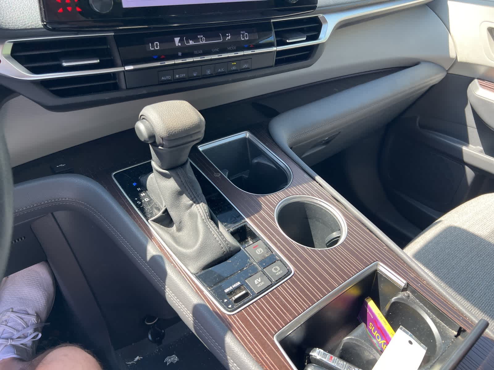 Thumbnail: 2023 Toyota Sienna - 20