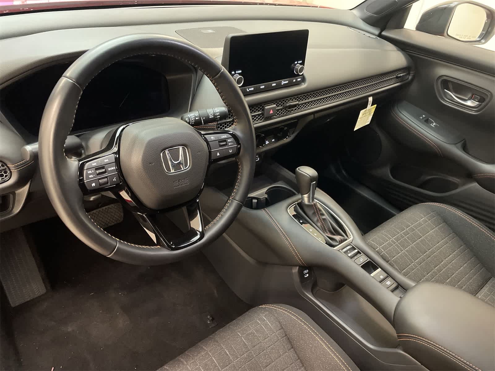 Thumbnail: 2025 Honda HR-V - 18