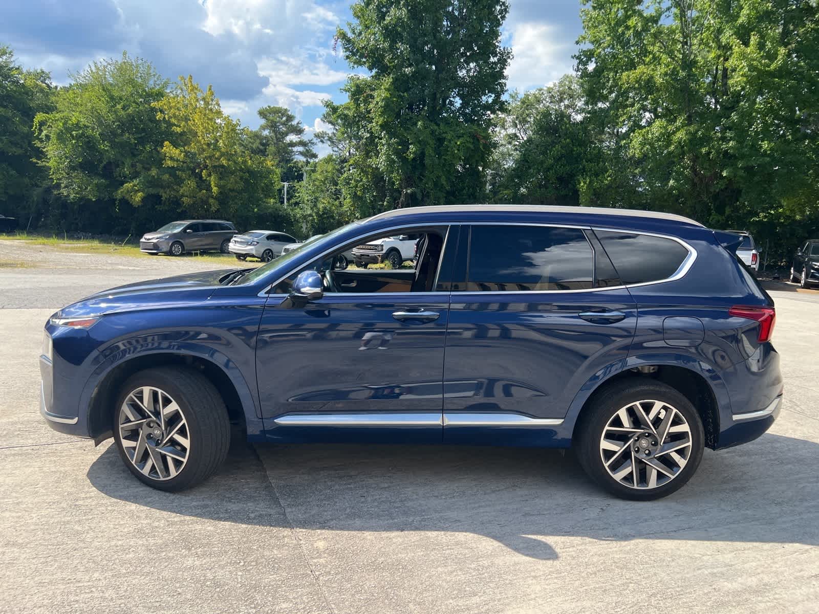 Thumbnail: 2023 Hyundai Santa Fe - 6