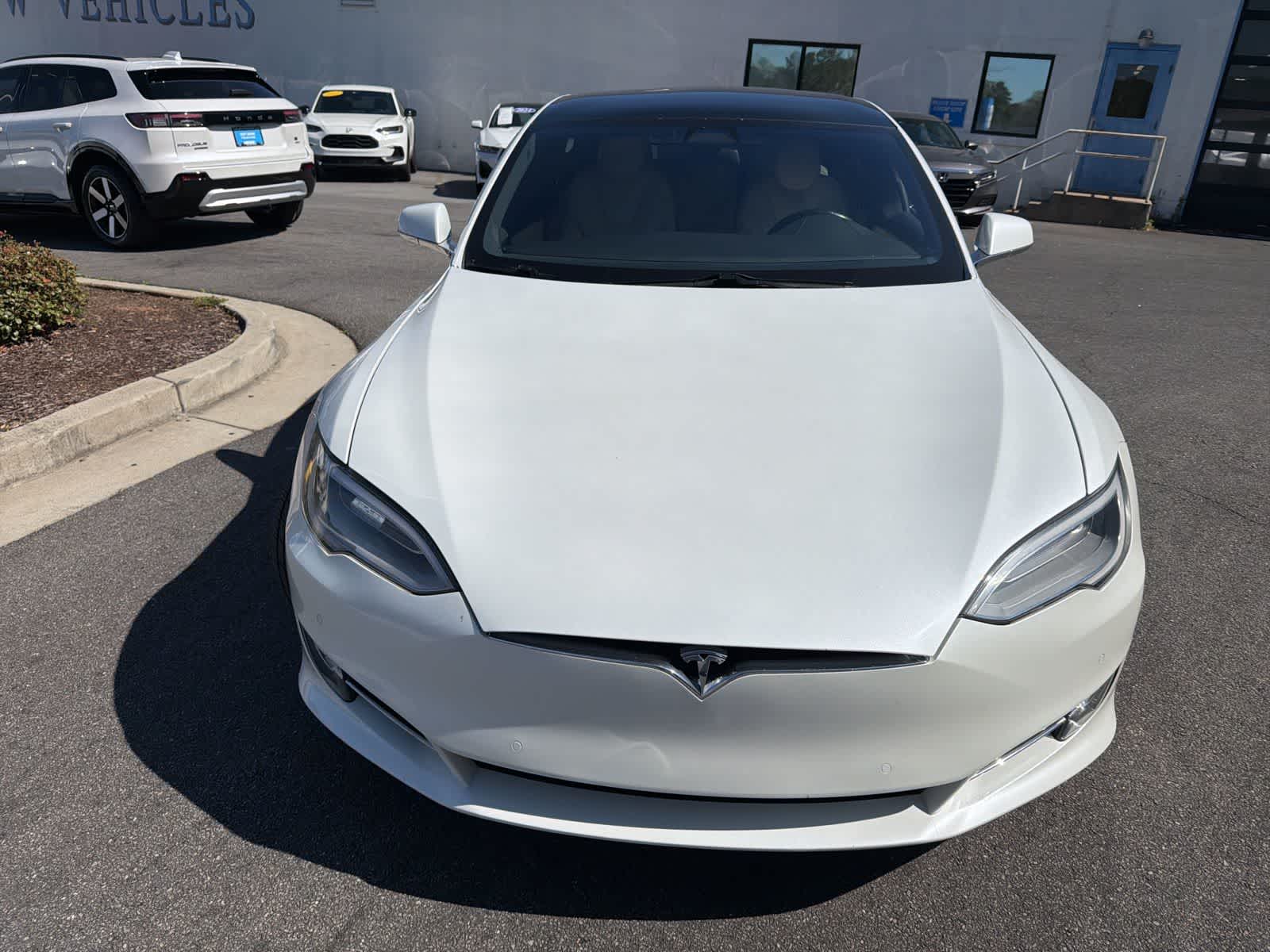 Thumbnail: 2020 Tesla Model S - 14
